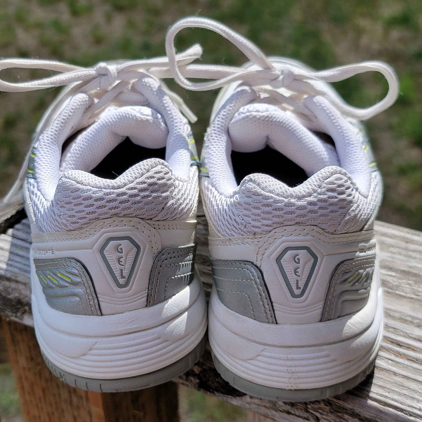 Asics Gel Dedicate E955L Tennis Pickleball Court Shoes W7.5 Nonmarking Sole
