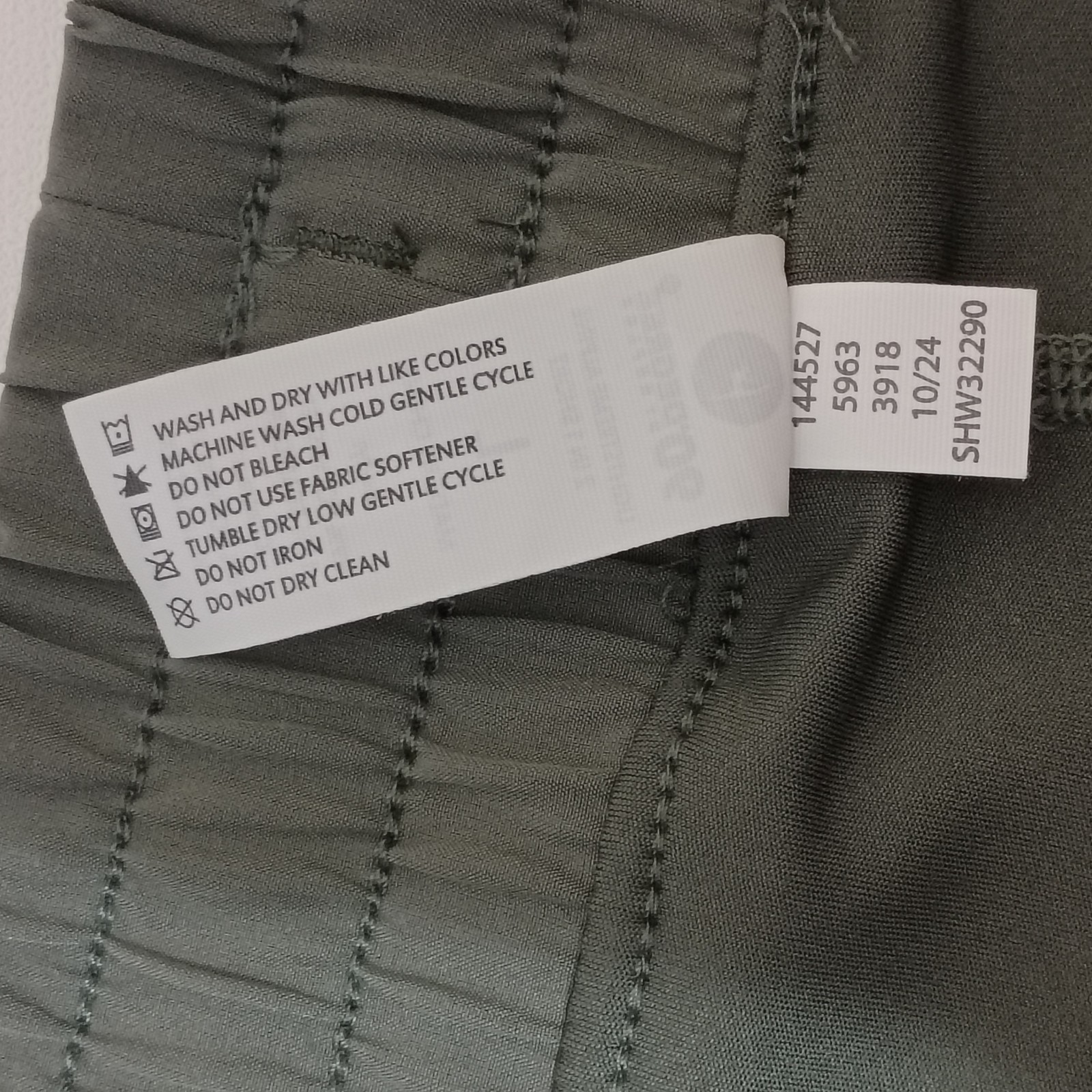 90° Degree by Reflex Lightstreme Alpine 2-in-1 Short Women L Basil Athletic NWT