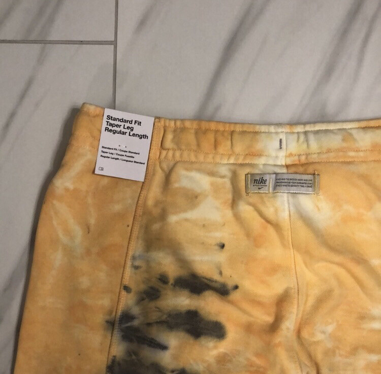 Nike Men’s Tie Dye Sweatpants Yellow Gray White (Pattern Varies) $85 New