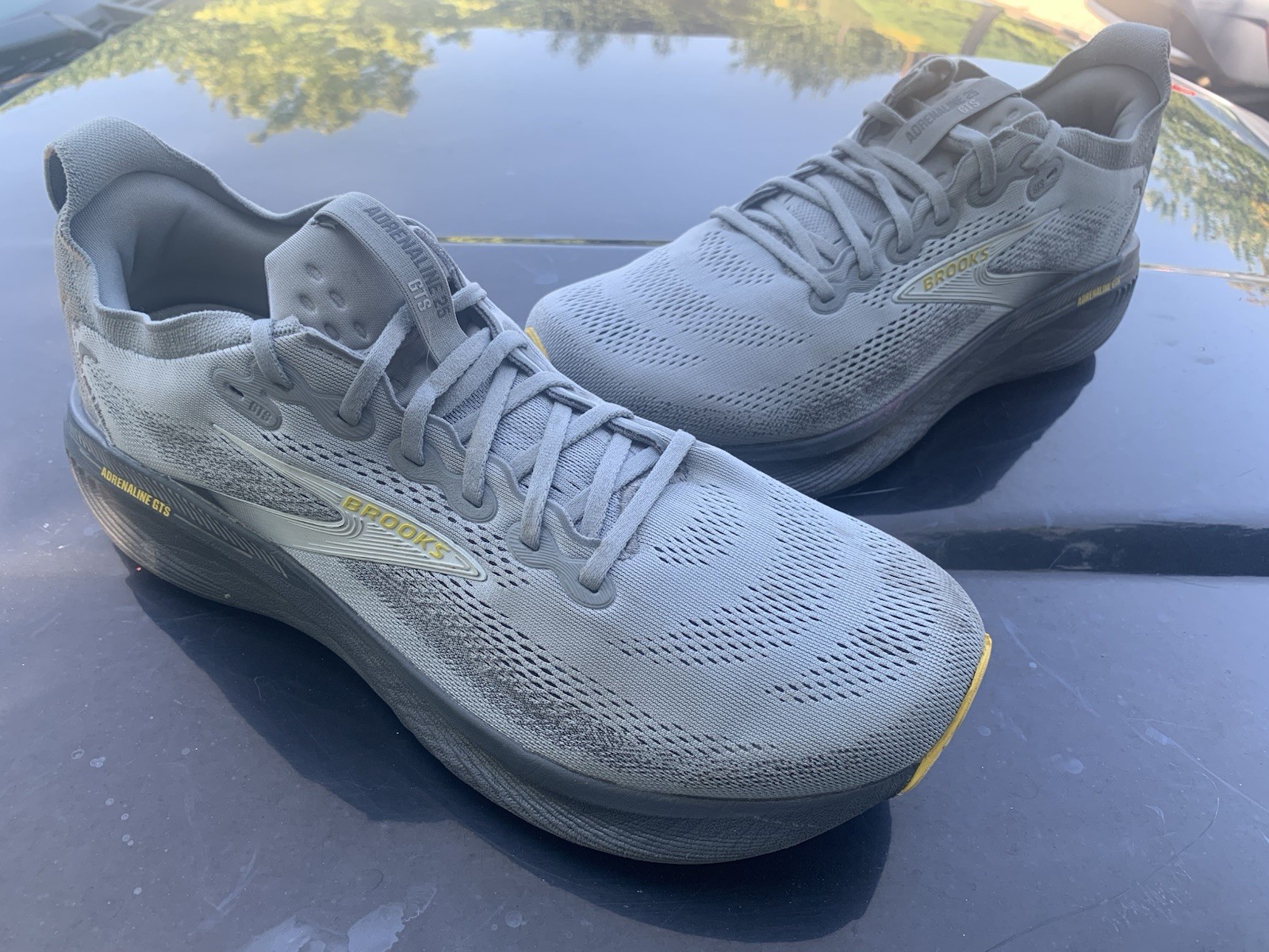 Brooks (lMen’s 13 2E Wide Gray Adrenaline GTS 25 Running Shoes Athletic Sneakers