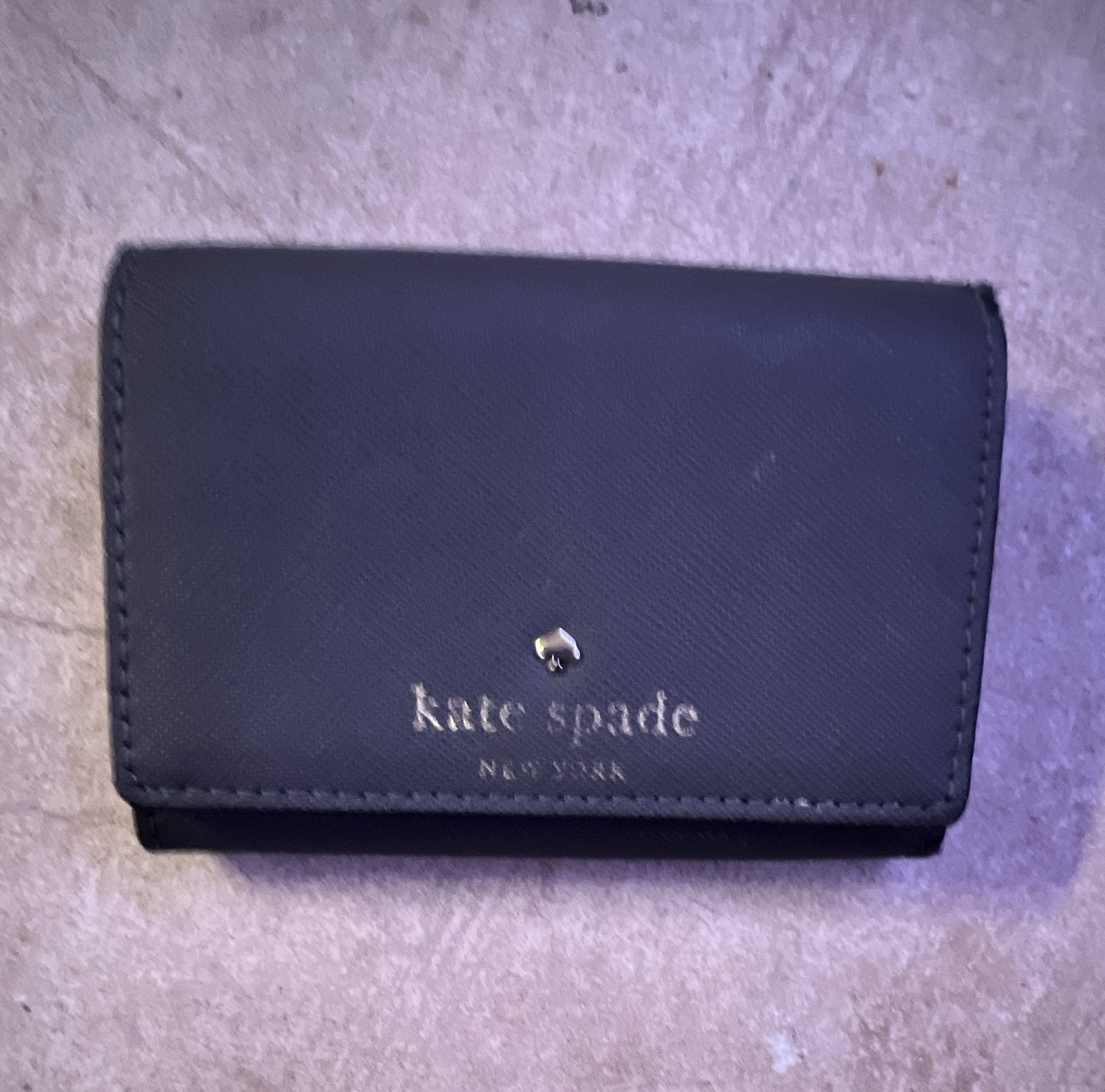 kate spade new york Women’s Bifold Wallet, Solid Black/White Logo, Credit Card