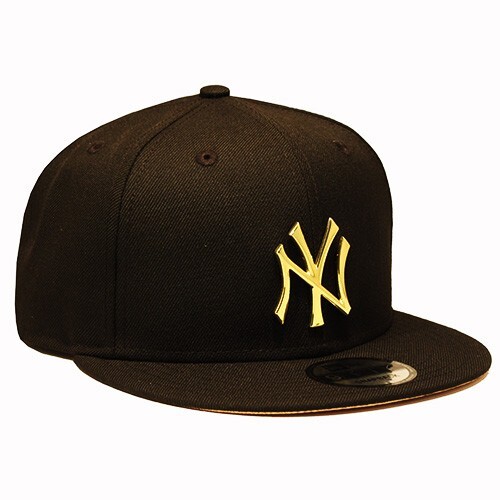 New Era New York Yankees Snapback Hat Match Air Jordan 1 Black Metallic Gold