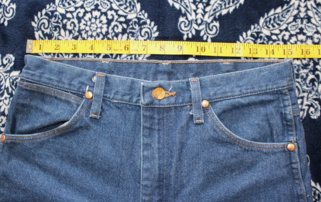 Vintage Wrangler Cowboy Cut Slim Fit 936Den 30W x 29L Blue Jeans (Mexico Made)