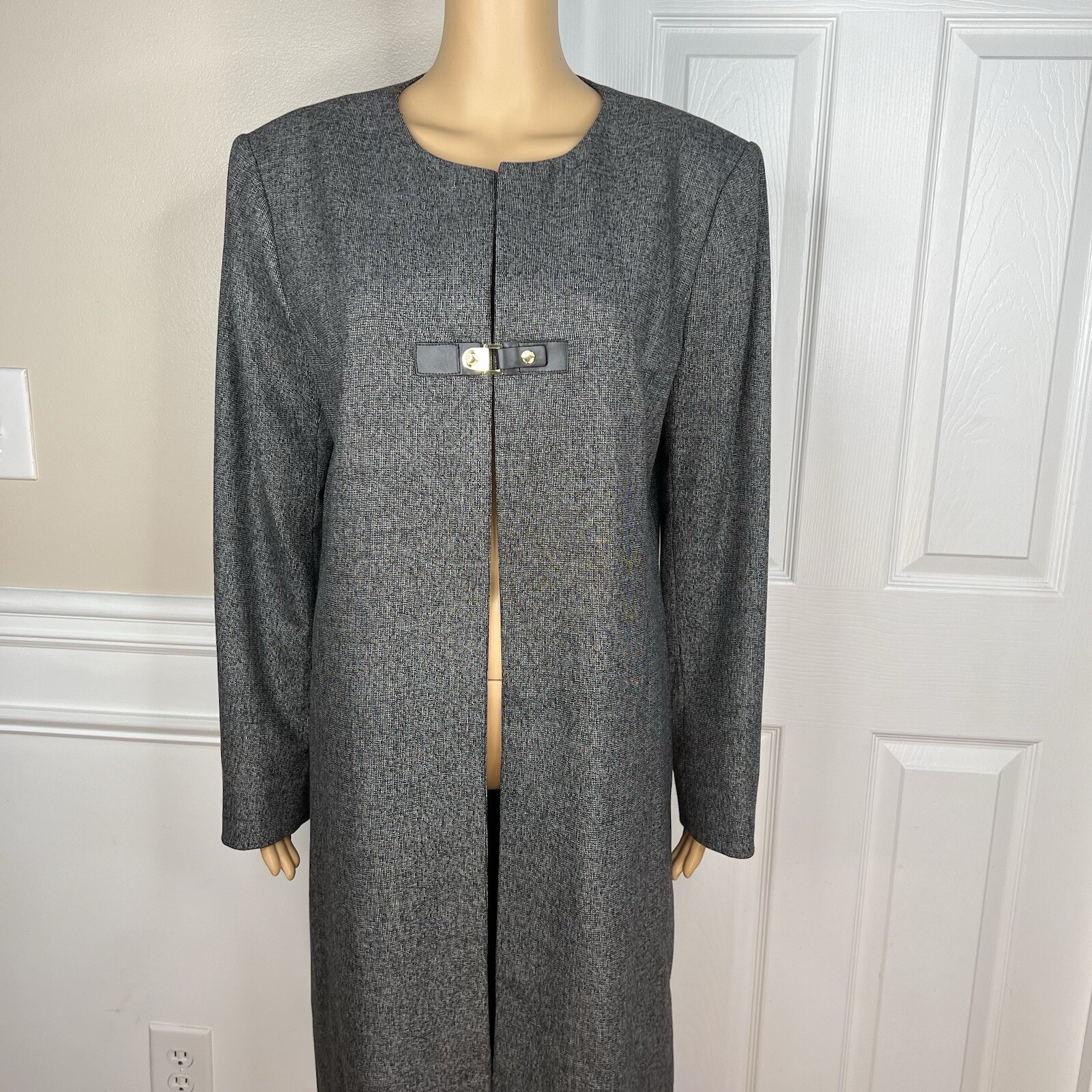 Calvin Klein Polyester Rayon Spandex Blazer Size 10 Gray Collarless Mid Length