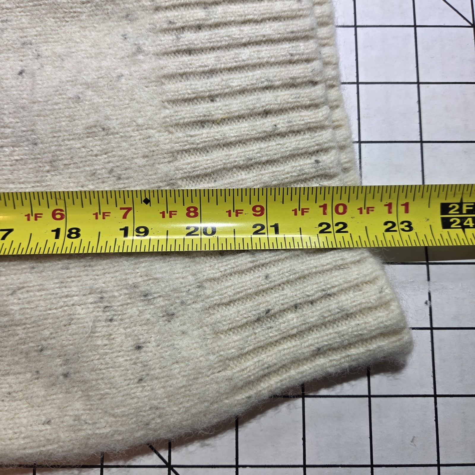 LL Bean 100% Shetland Wool 1/4 Zip Mens L (fits like a M) Speckled Ivory 285327
