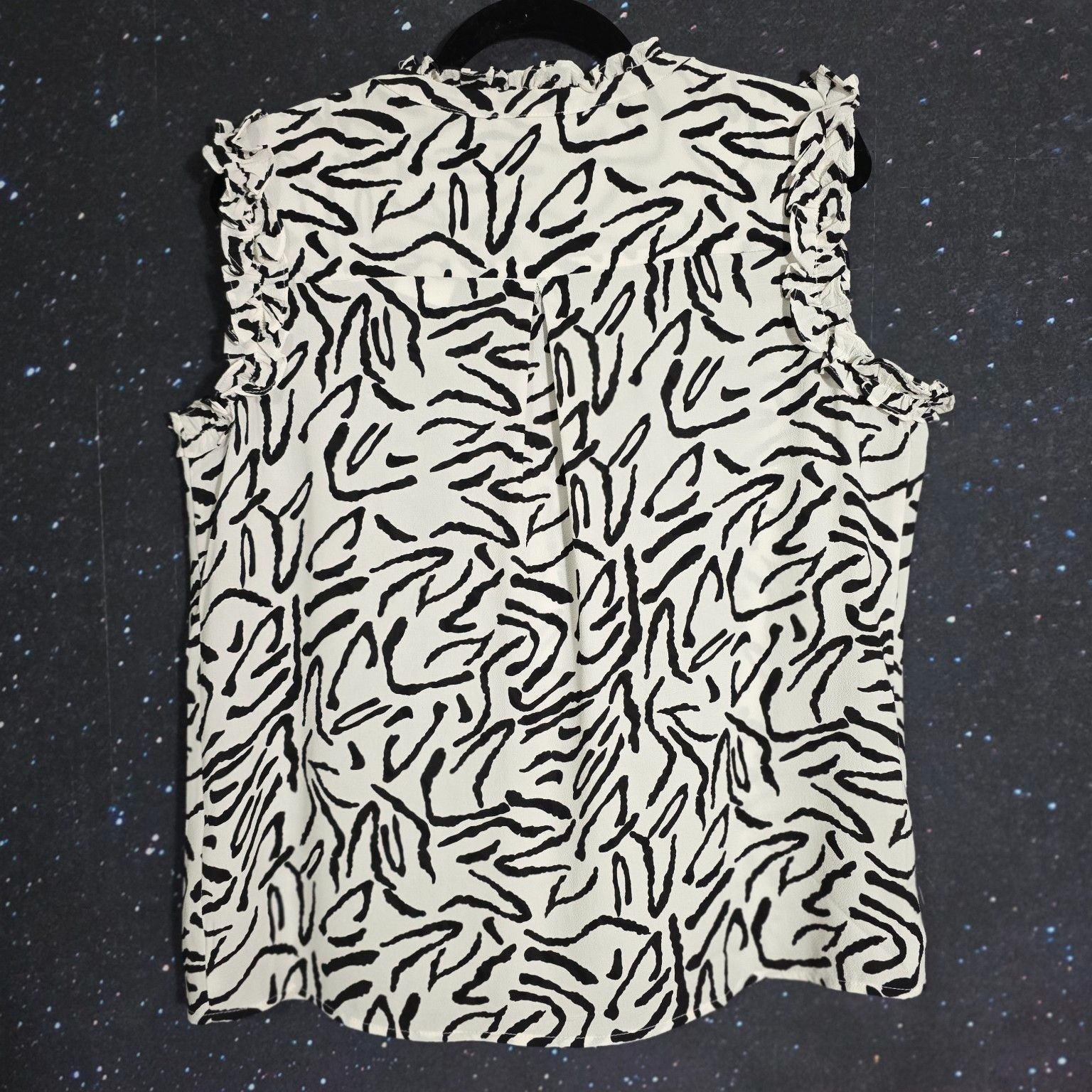 Milano L Black White Zebra Print Ruffle Sleeveless Blouse Top MSRP $68