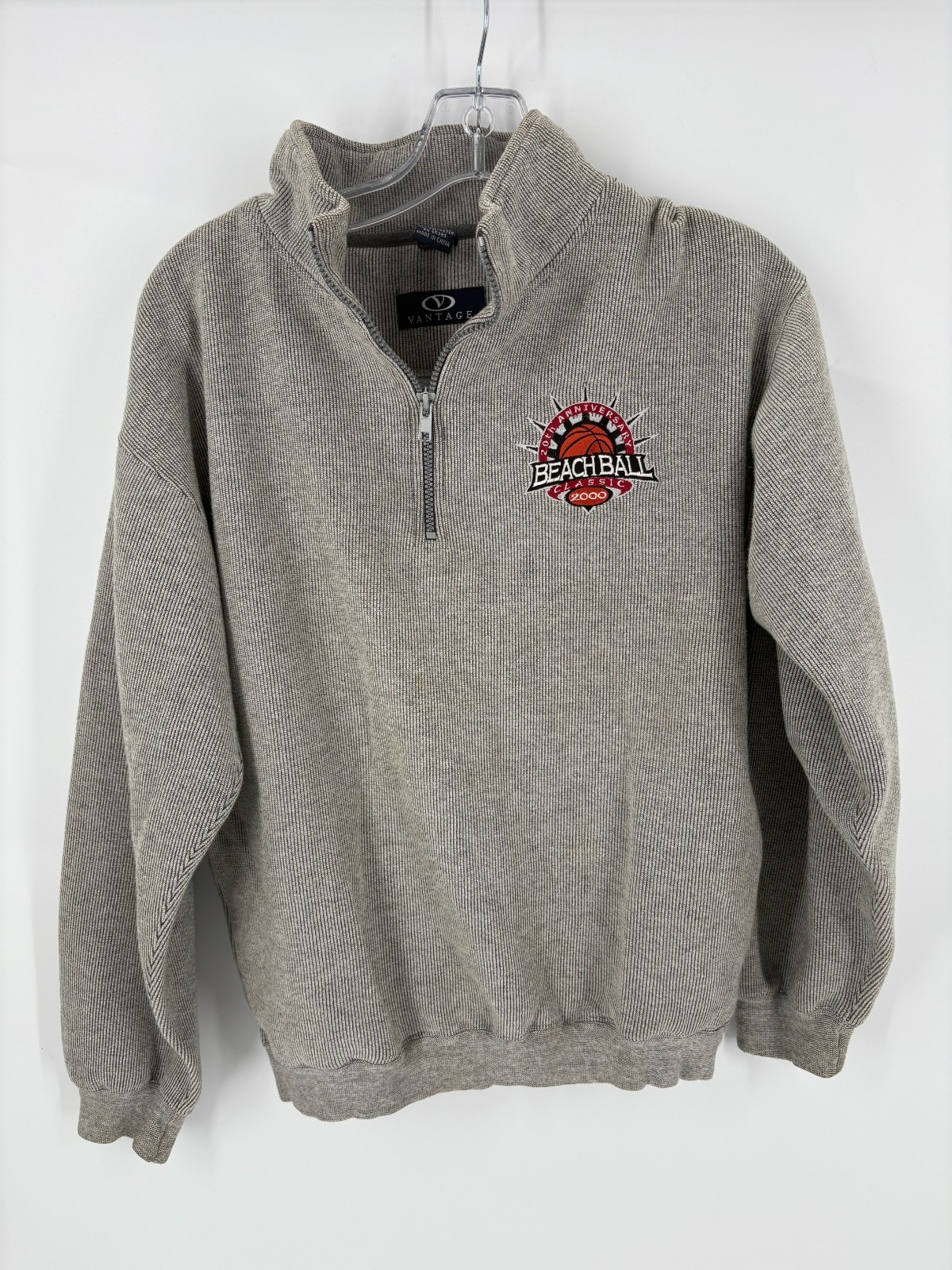 Vantage Beach Ball Classic 2009 Quarter Zip Sweatshirt Men’s Small Gray