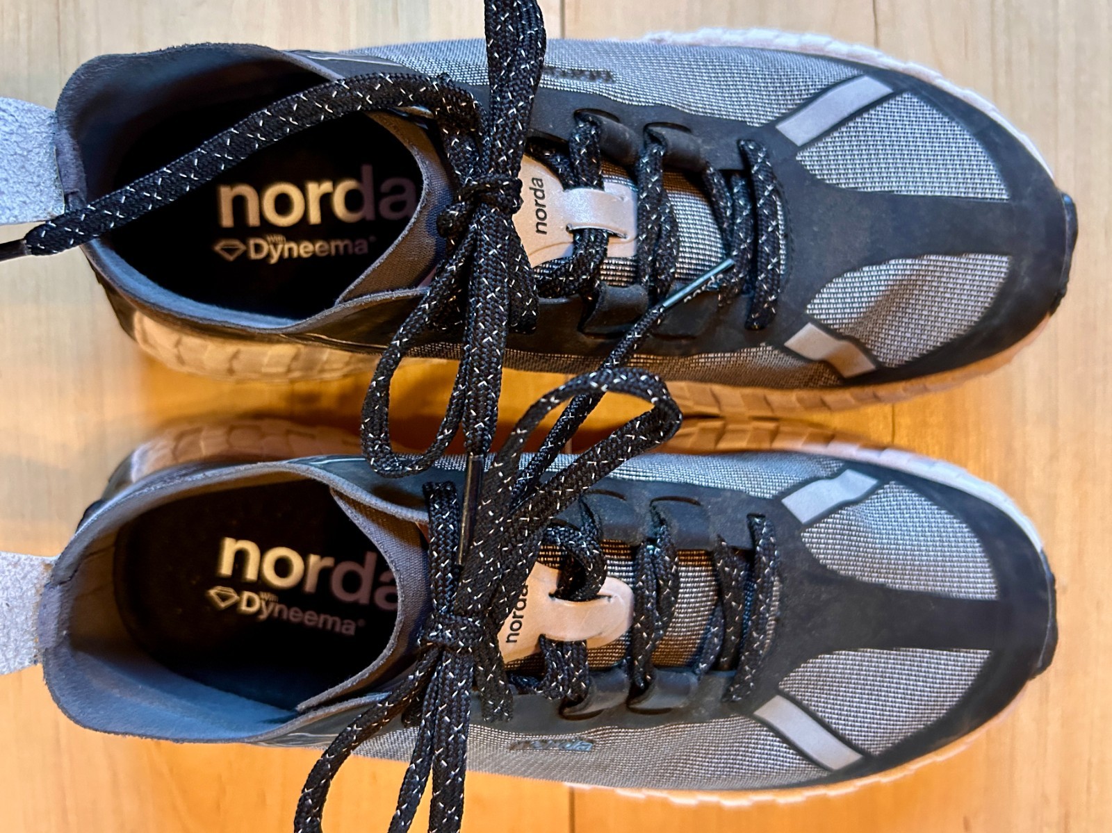 Norda 001 Size 7.5/ 38 Womens