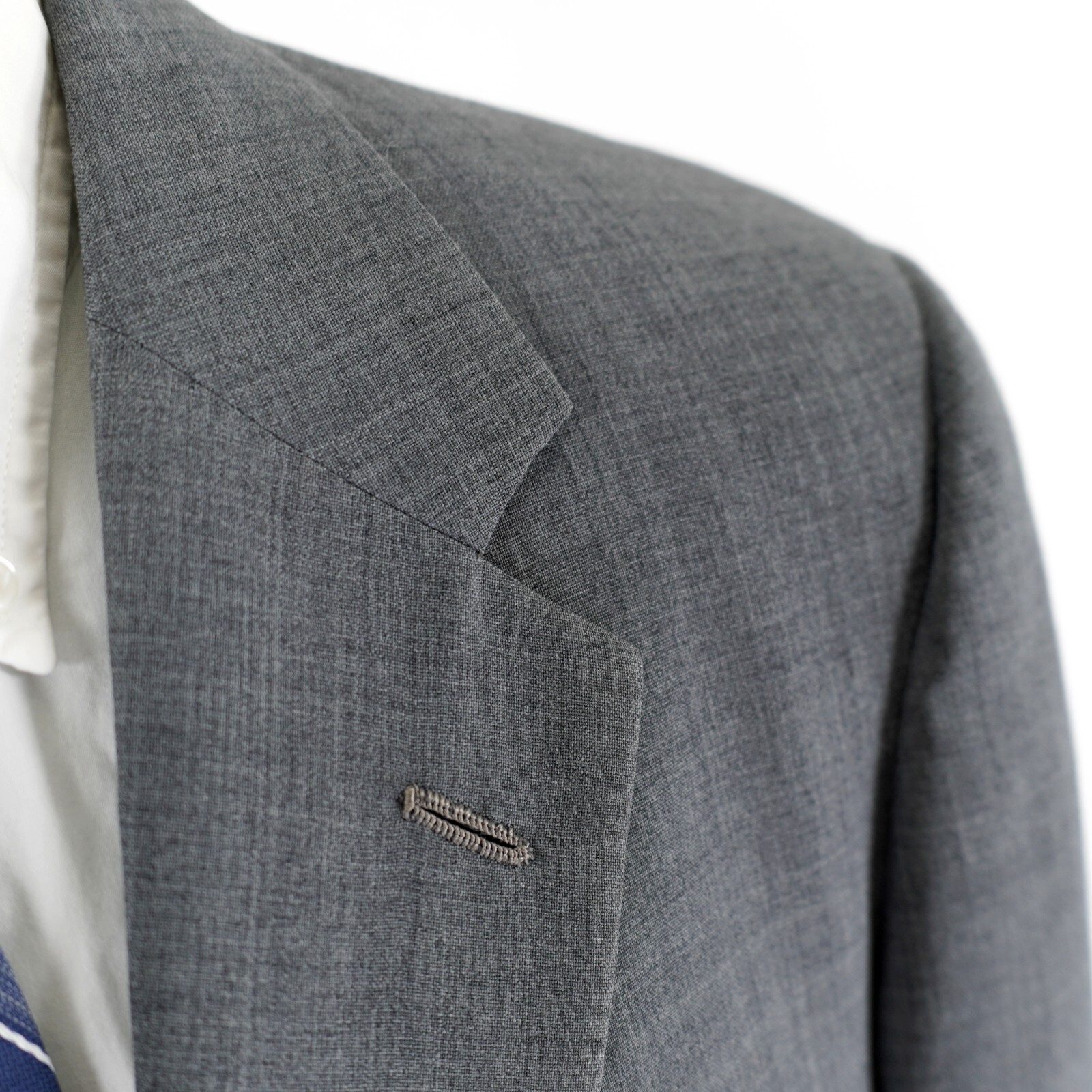 Tom James Gray W/ Hint Of Blue Wool 2 Button Blazer 38S