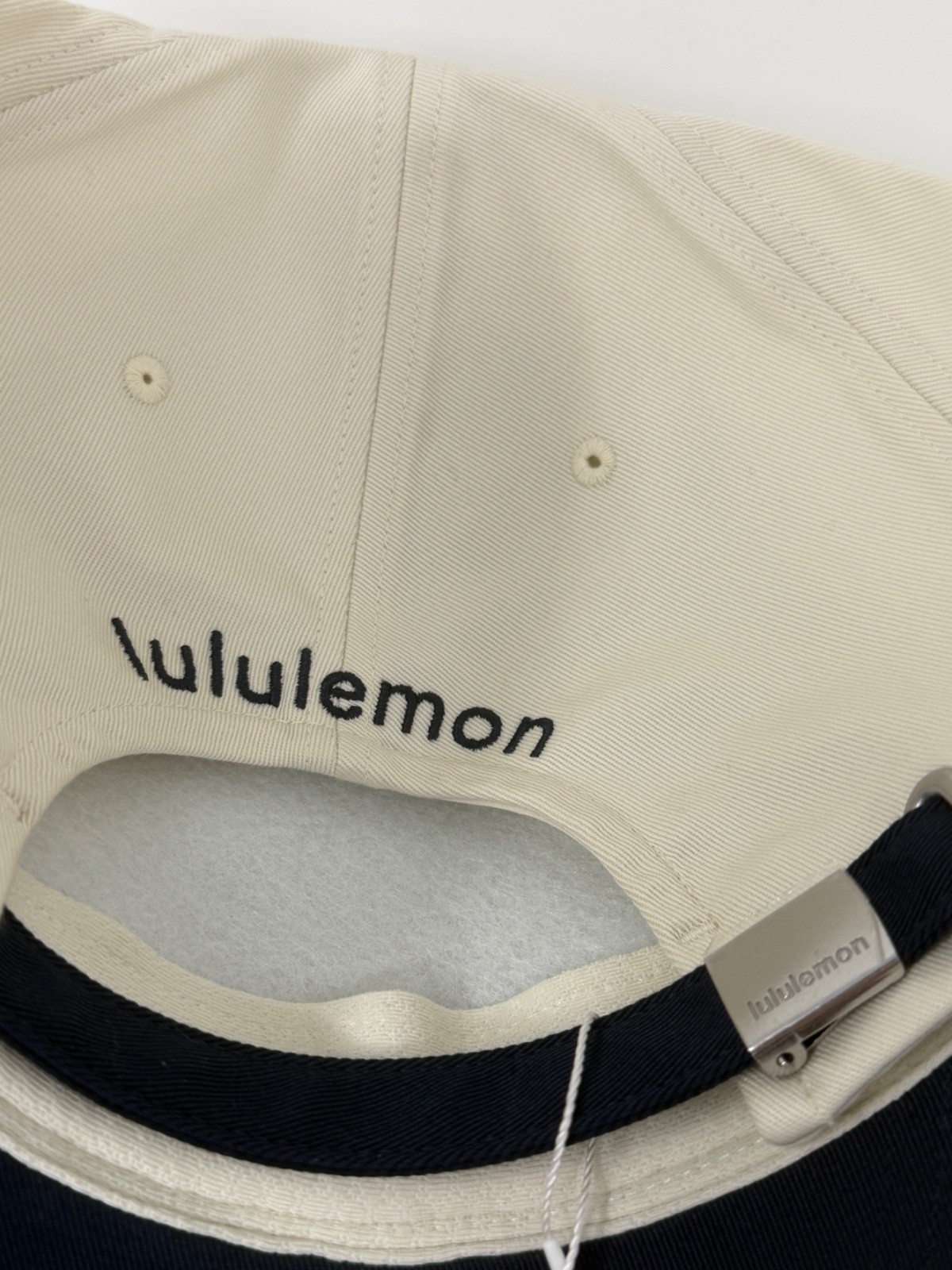 Lululemon Classic Ball Cap Structured Adjustable Birdie Hat Size L/XL Ivory Blue