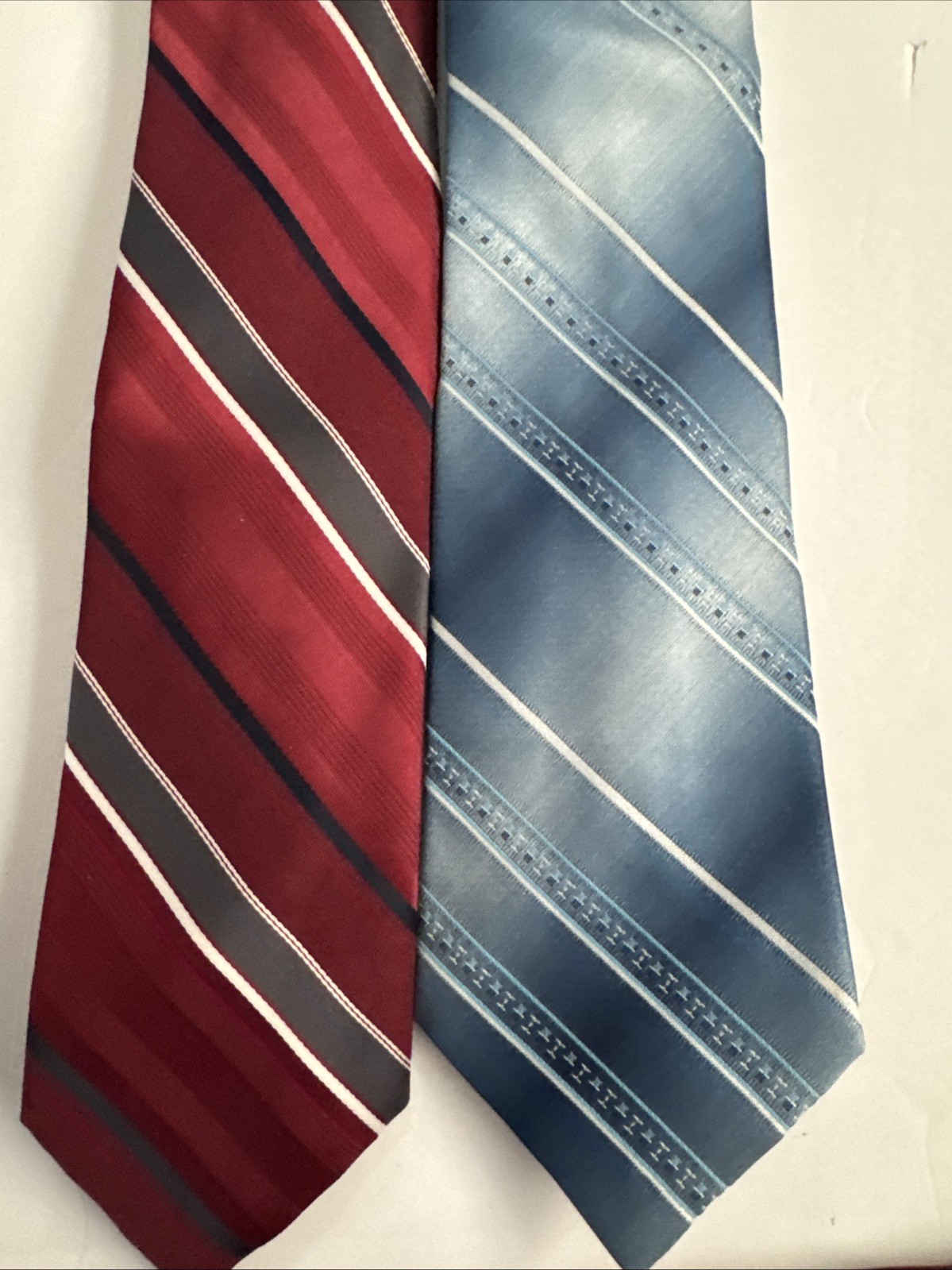 Lot 18 Modern Men’s Neckties • Stripes, Paisley, Novelty, Dress & Office Wear