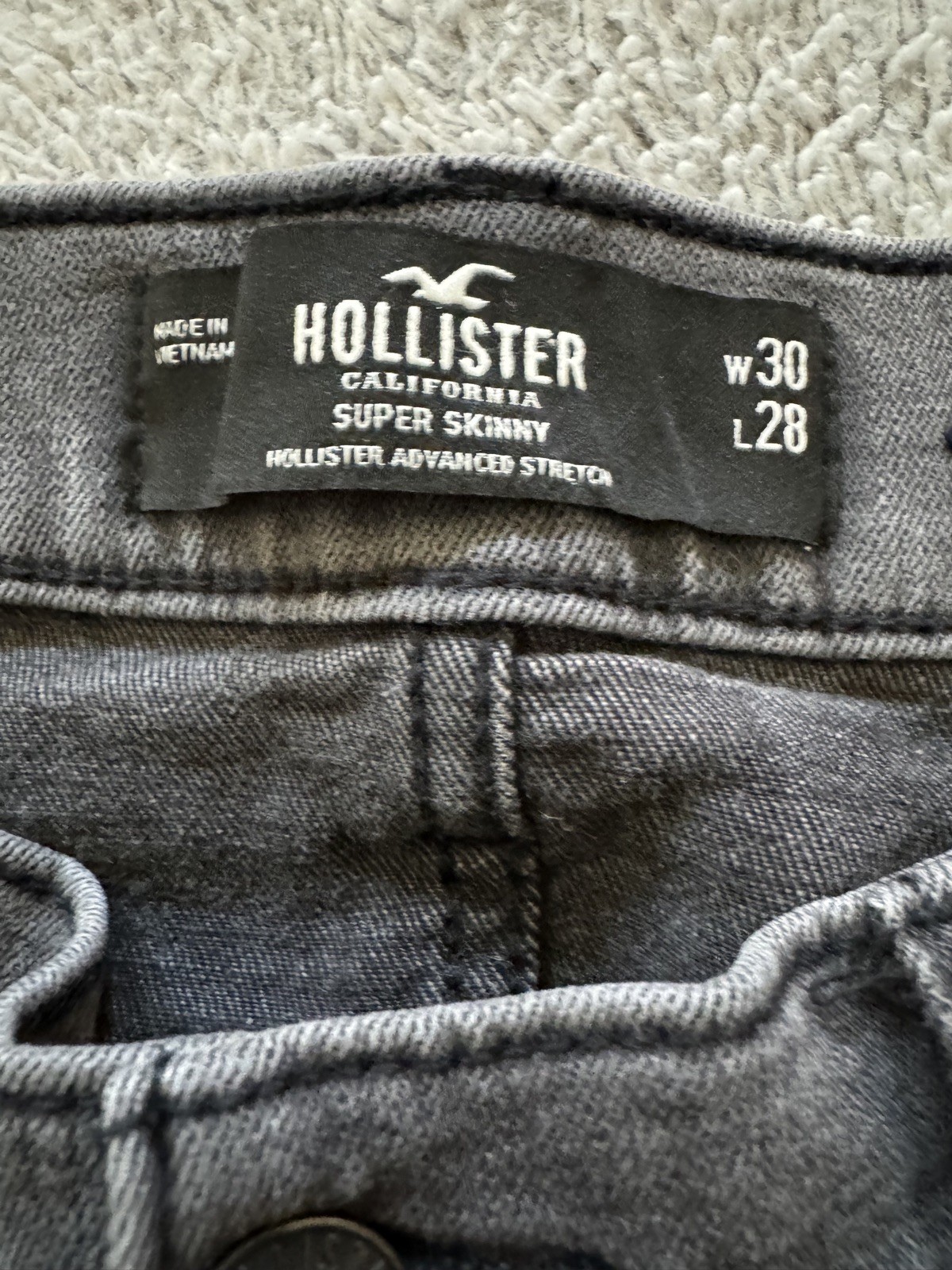 Lot Of Hollister men’s Jeans size vary 4 pairs