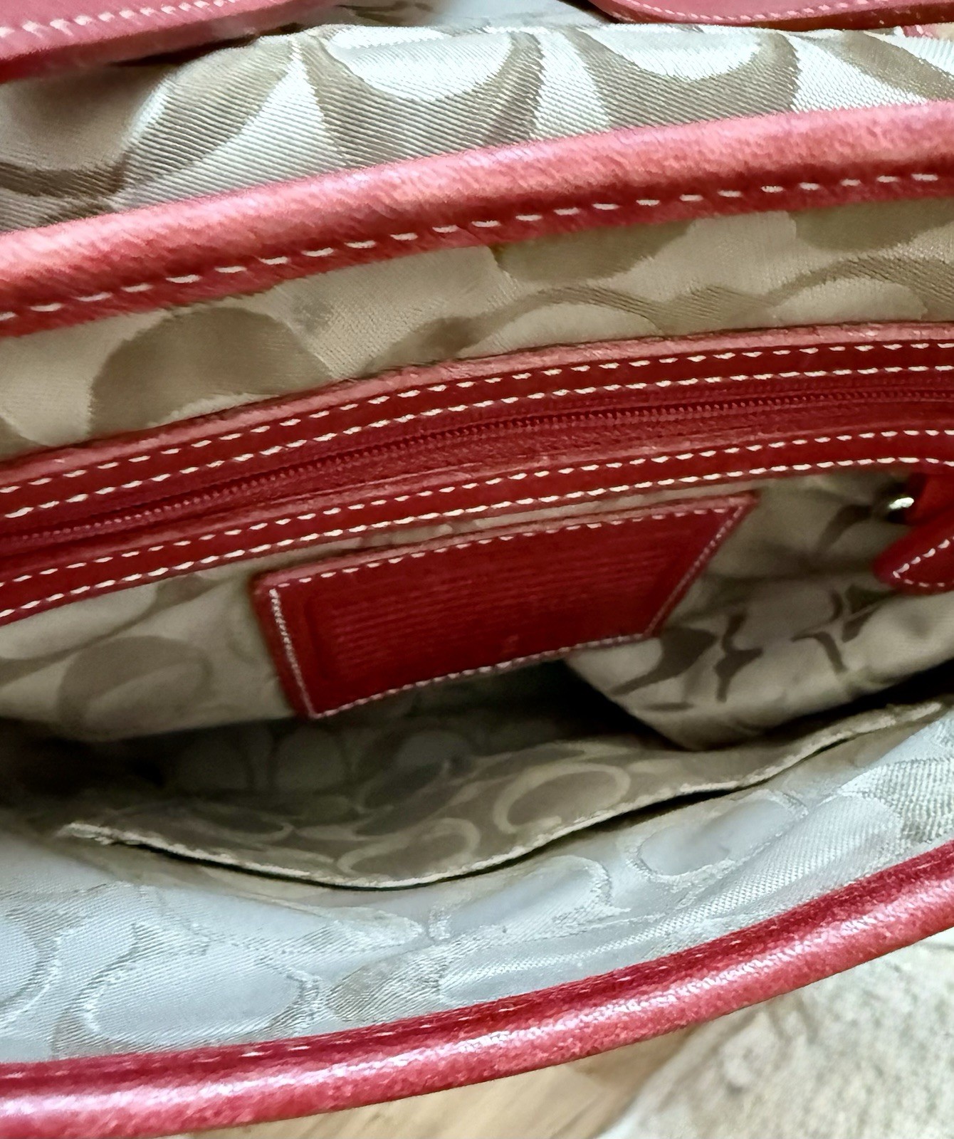 Vintage Coach 2002 red Legacy bag #K2P-9335