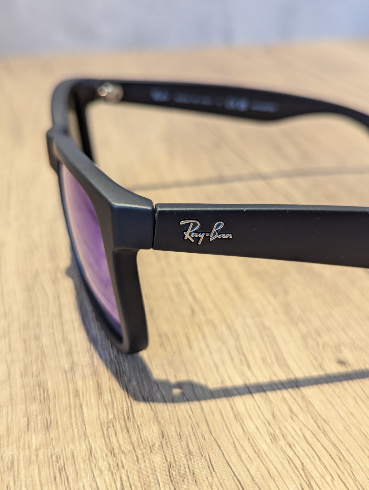 Ray-Ban RB4165 622/55 Black Frame Blue flash Polarized Lenses sunglasses-54mm