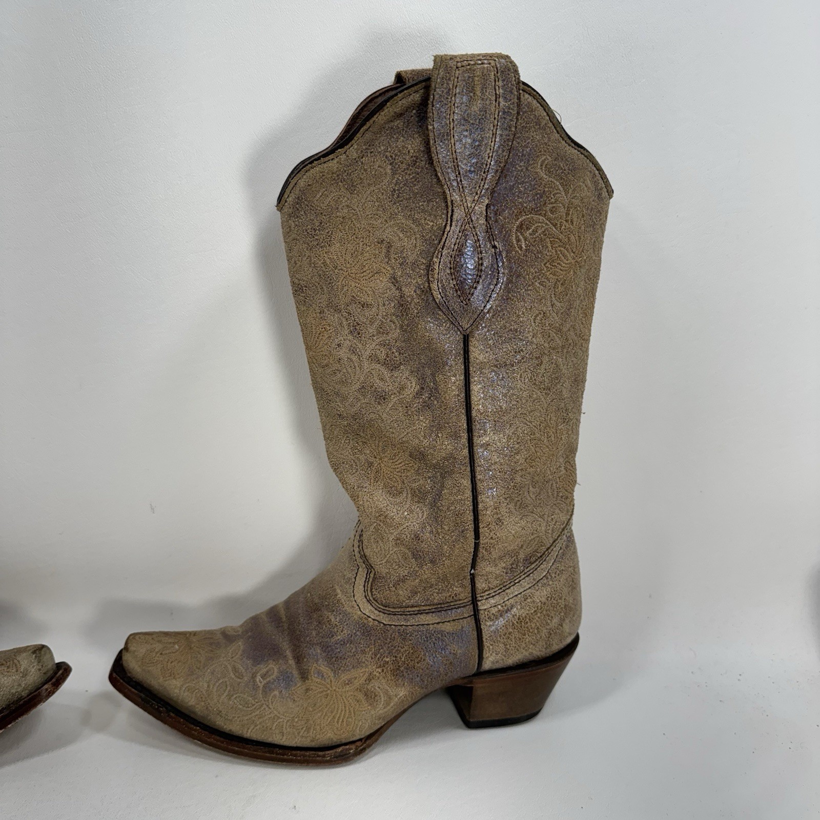 Circle G Floral Embroidery Western Boot Snip Toe L2038 Women’s Size 8.5 M