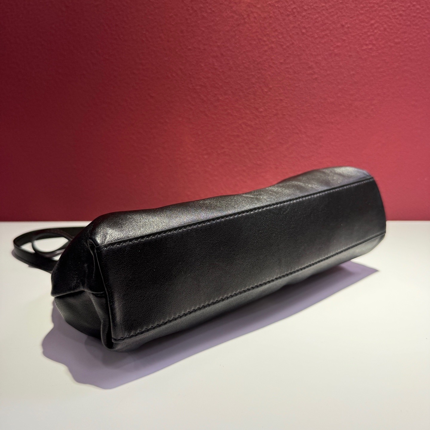 Givenchy Pre-Owned Authentic Crossbody Bag Black BB50Z9B1Y2-001