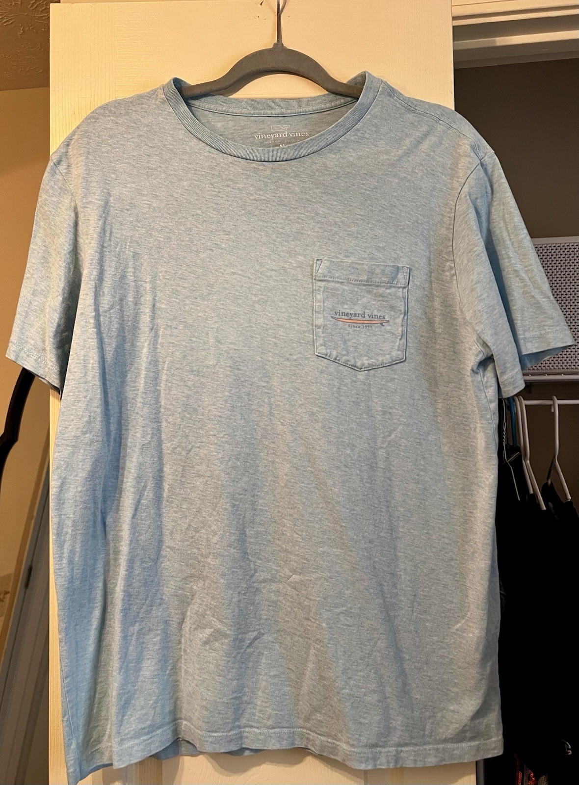 Vineyard Vines Men’s Blue Graphic Print Pocket Logo Crew Neck Knit T-Shirt L