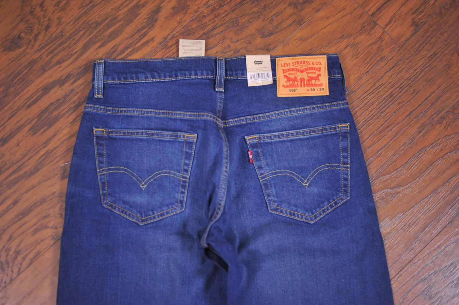 NWT Levi’s 569 Loose Straight Jeans Men’s 30×30