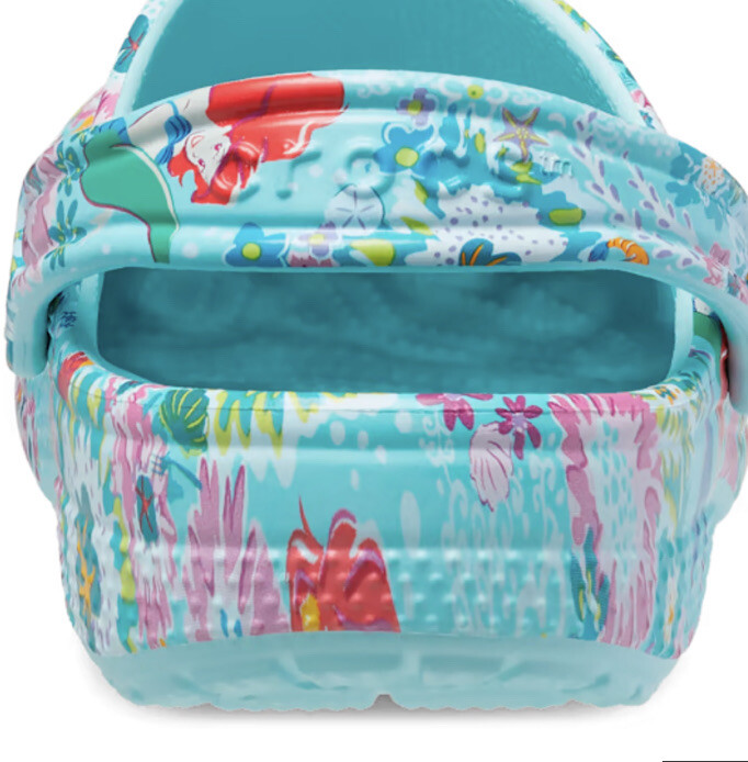 CROCS CLASSIC DISNEY X VERA BRADLEY LITTLE MERMAID CLOG SIZE: M4W6