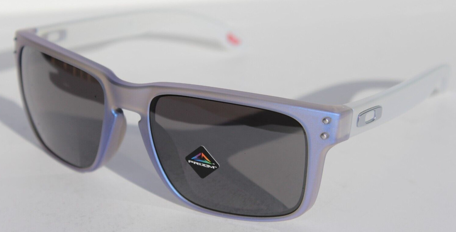 OAKLEY Holbrook Sunglasses Matte Stonewash Opaline/Prizm Black OO9102-X8 NEW
