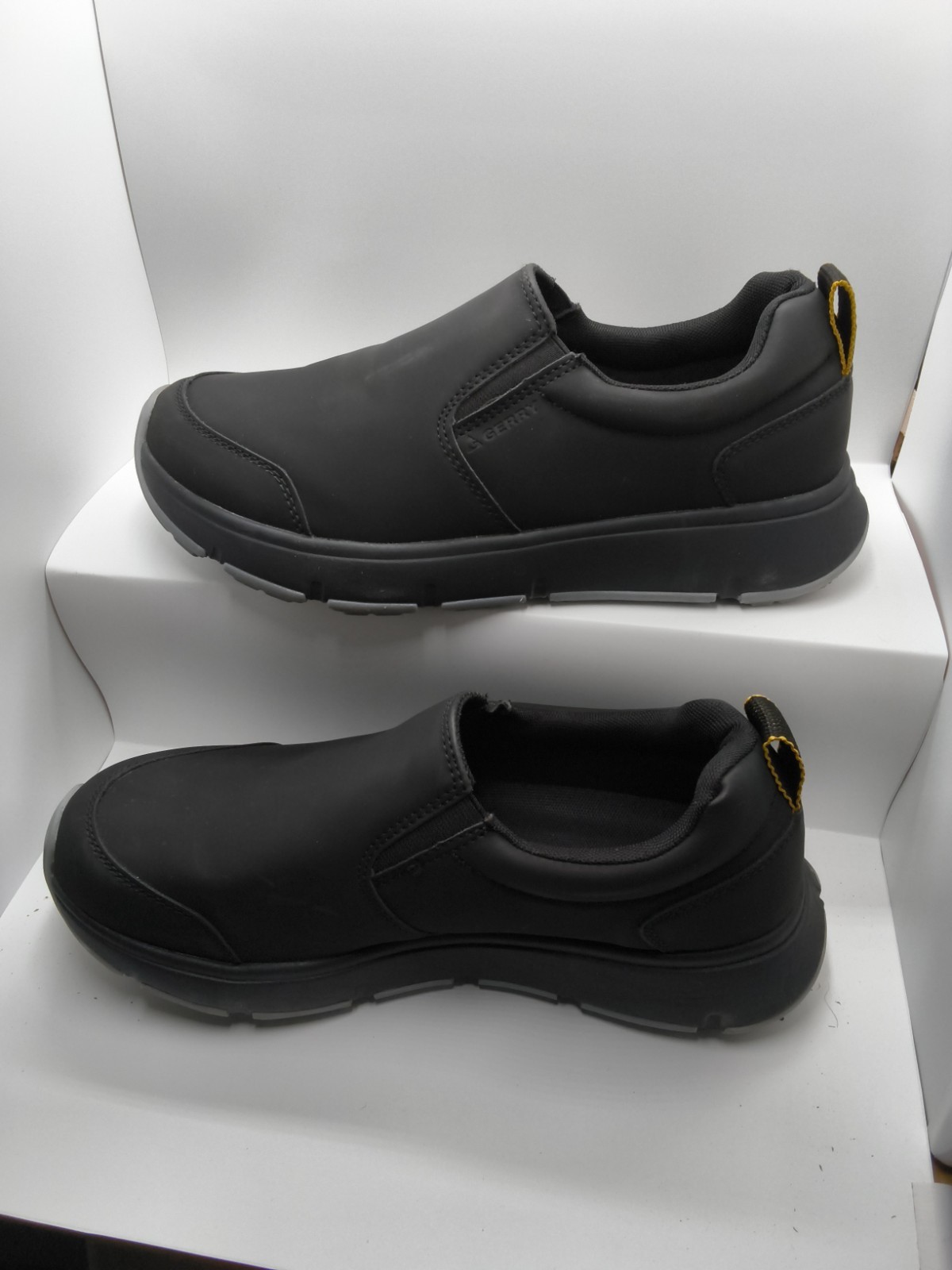 Gerry MOC II Men’s Slip On Shoes Size 9 Black Comfortable Casual
