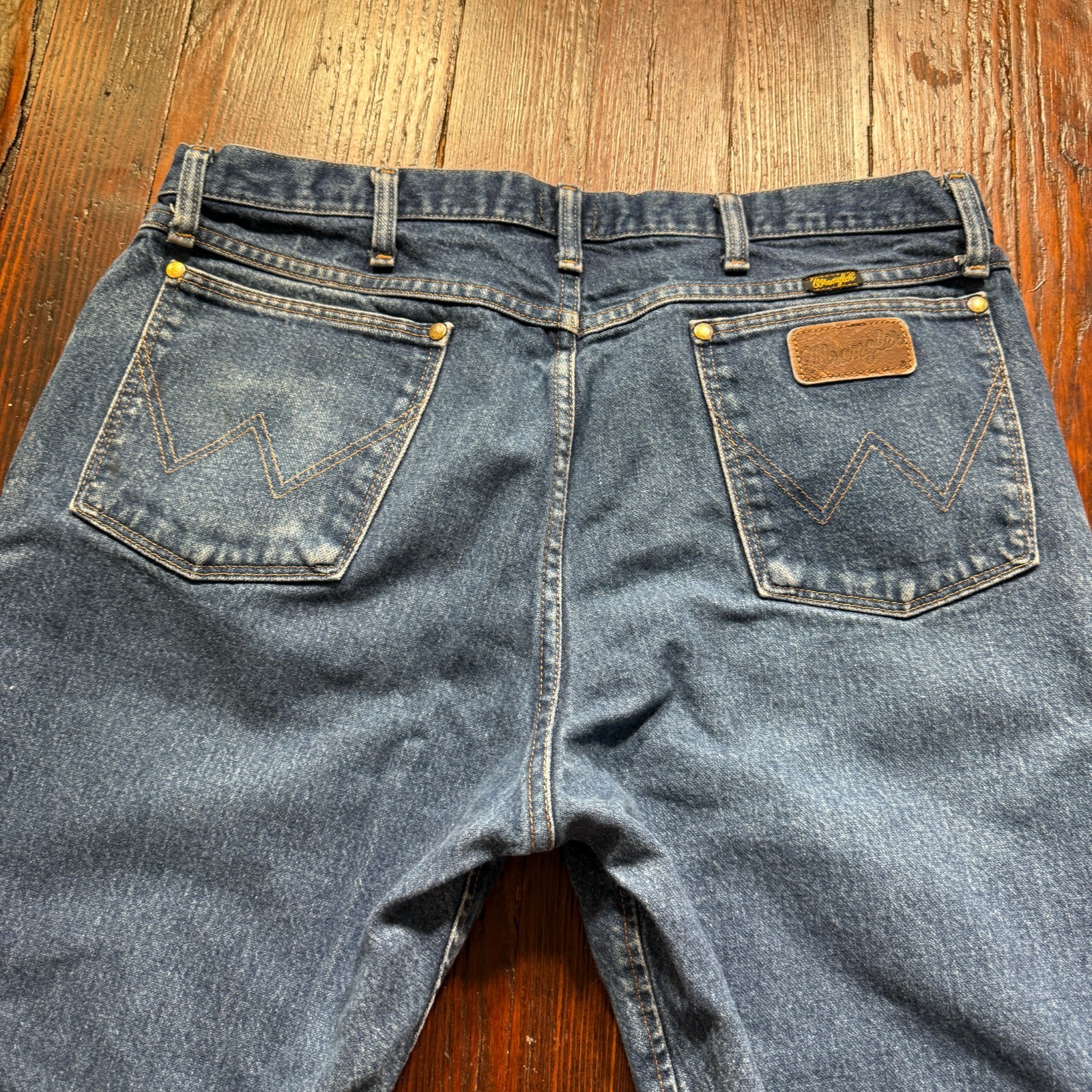 Wrangler Jeans Mens 38×30 Blue Straight Western Faded Whiskers 47MWZ *READ*