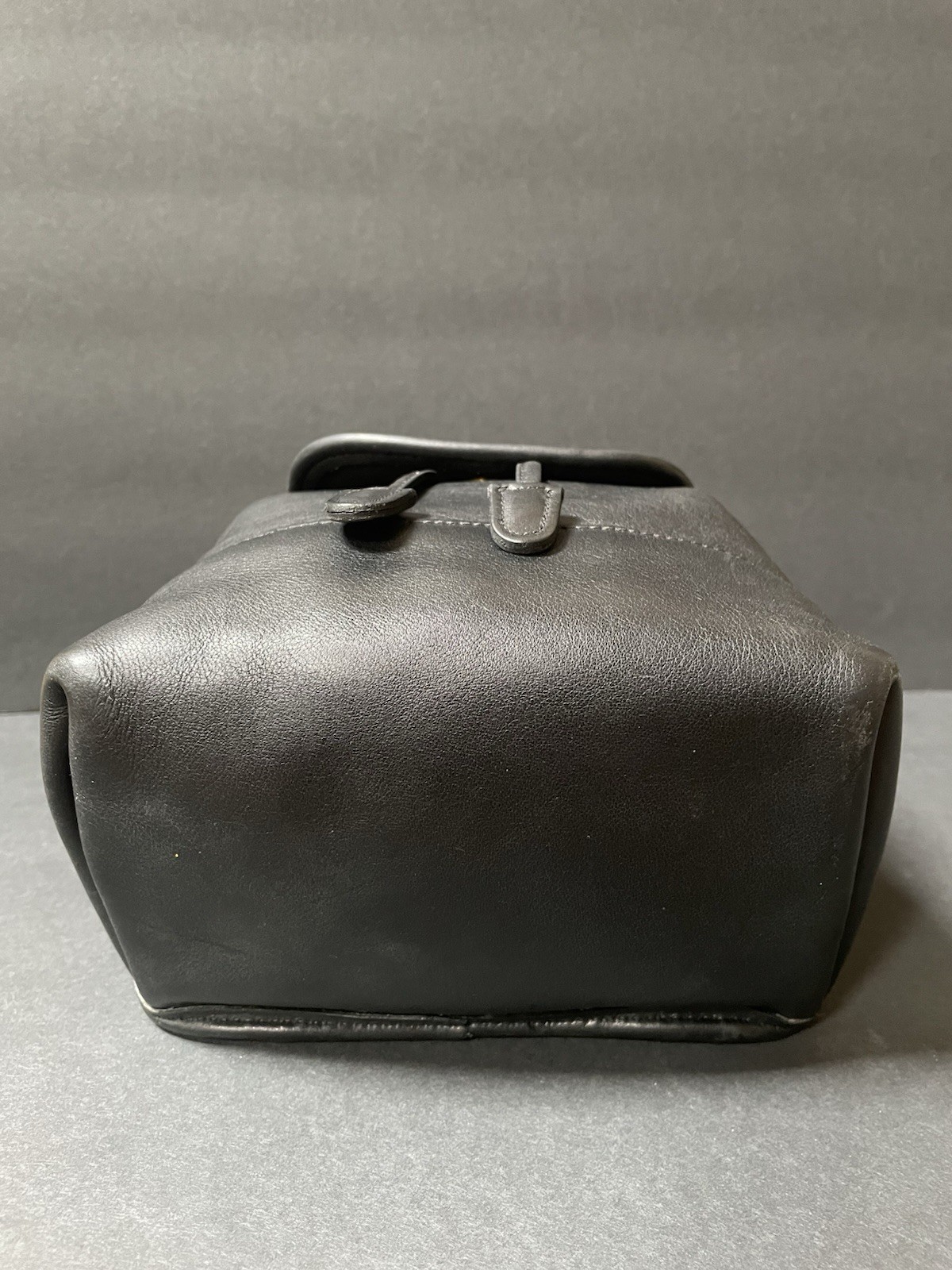 COACH Vintage Mini Turnlock Backpack Black Glove Tanned Leather USA 9960