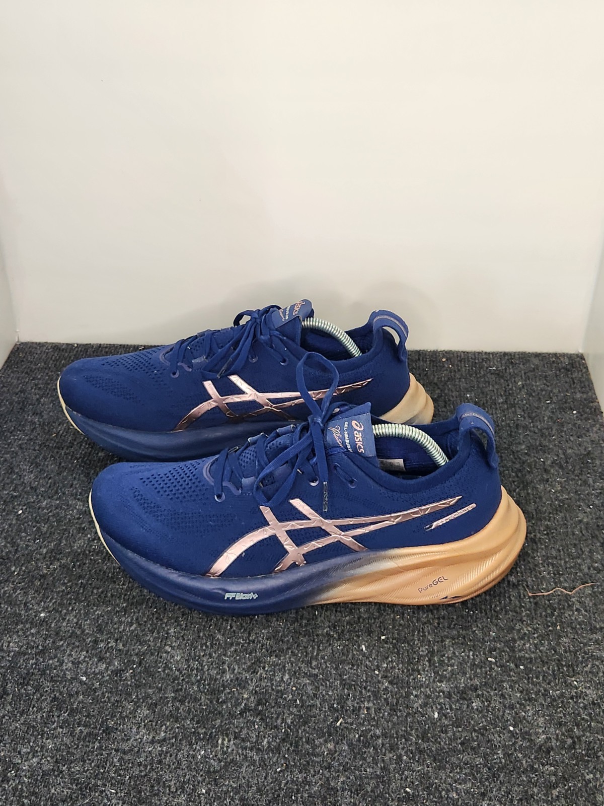 ASICS Gel-Nimbus 26 Platinum Mens Size 12 Blue/Champagne Comfort Running Shoes