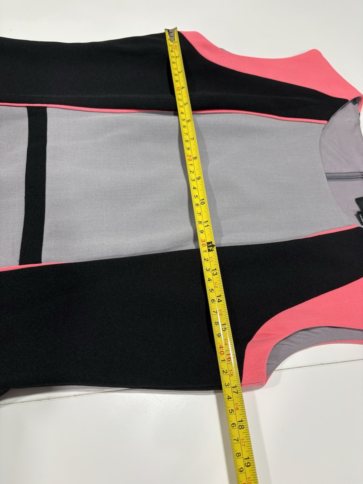 Tahari Arthur Levine Dress Size 8 Colorblock Sheath Sleeveless Gray Black pink