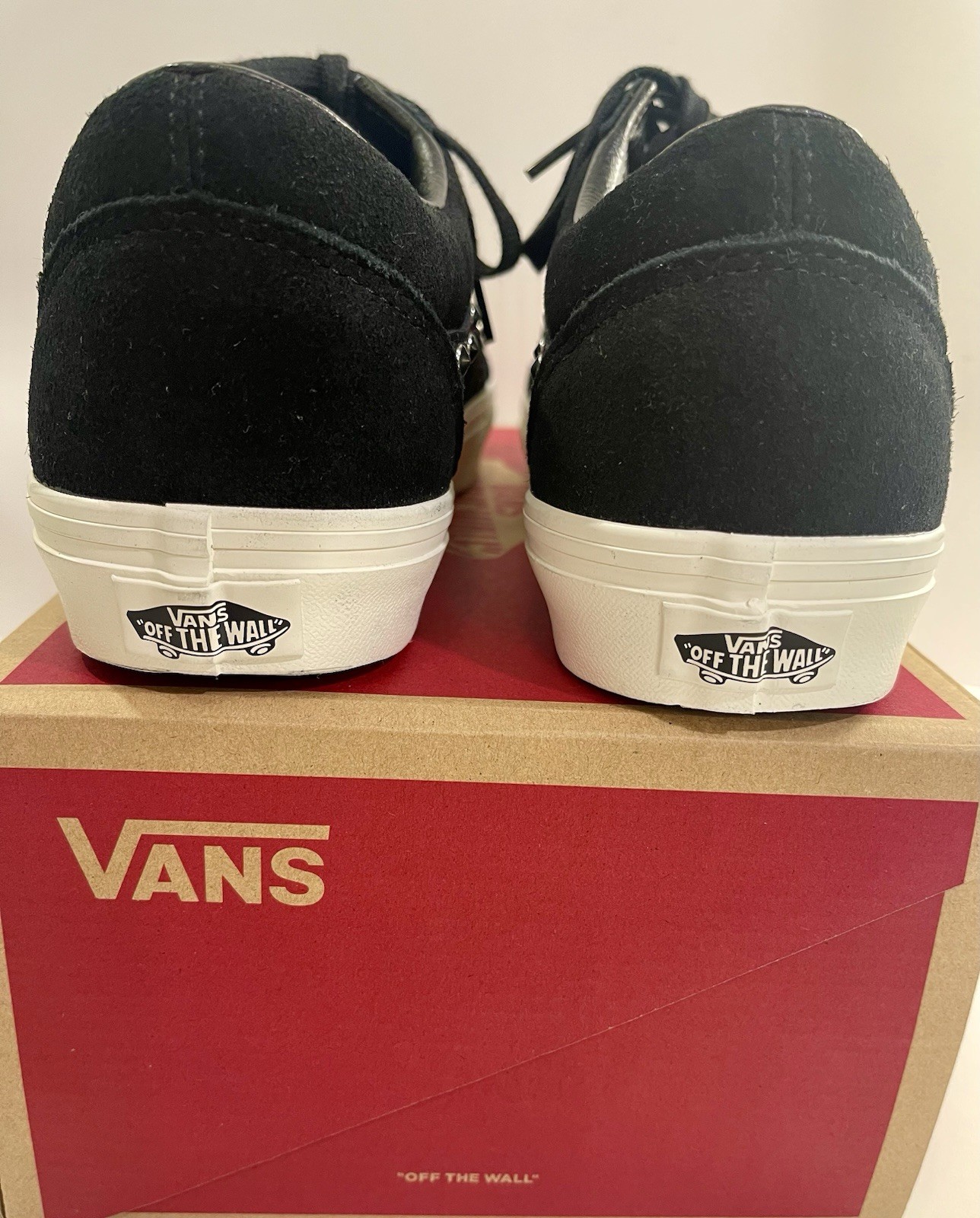 VANS Off The Wall Old Skool Spikes Black Studded Skate Shoes Men 8.5 Women 10