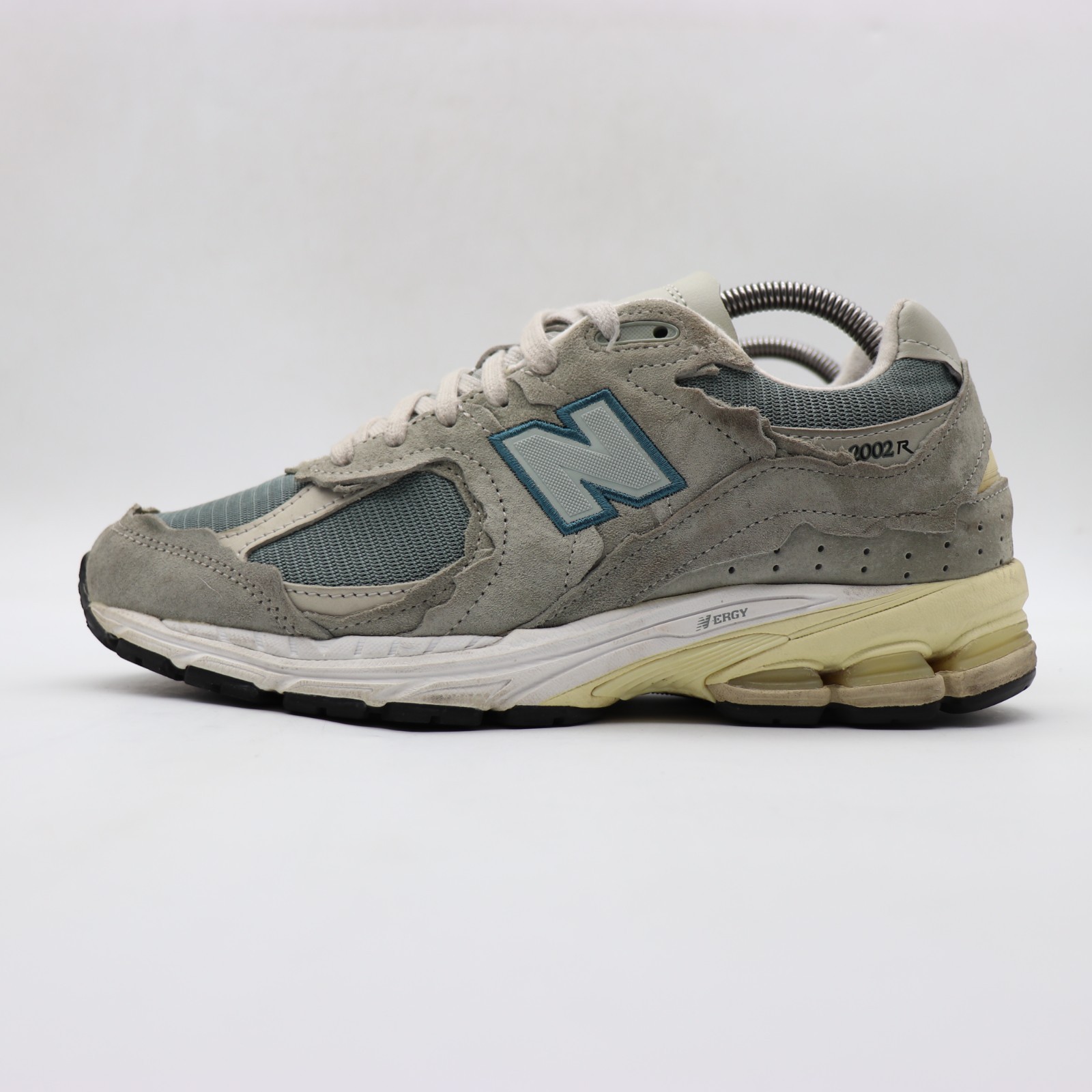 New Balance 2002R Men’s 8 D Protection Pack Mirage Gray Shoes Athletic 2002RDD