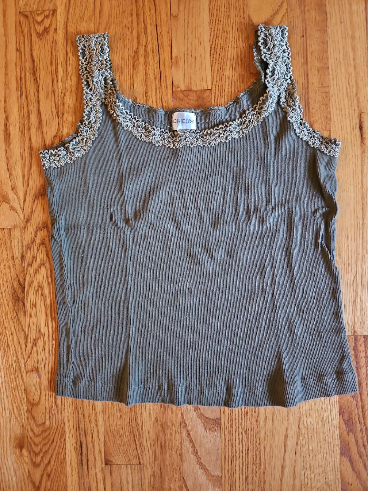 Chico’s Size 2 Bundle, 5 Shirts, 1 Pair of Pants, EUC