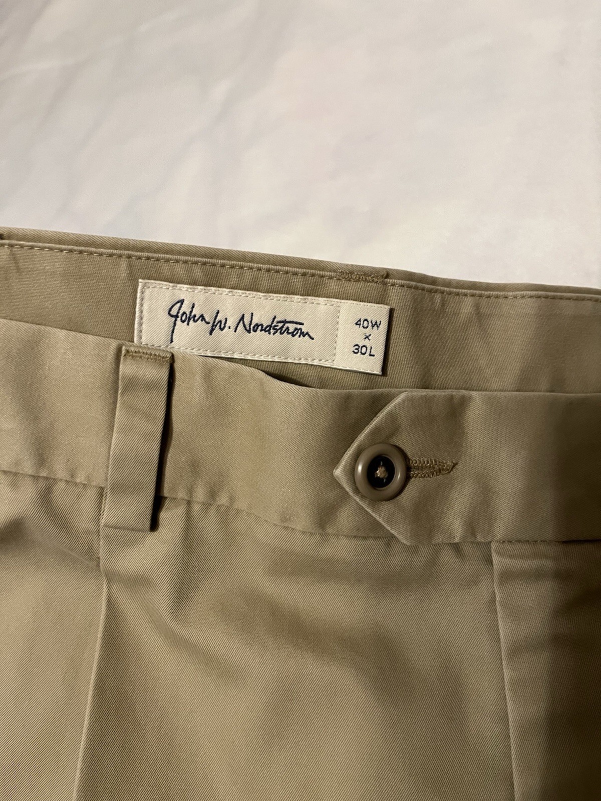 John W Nordstrom Men’s 40X30 Wrinkle Free Supima Cotton Khaki Pants Cuffed-A171