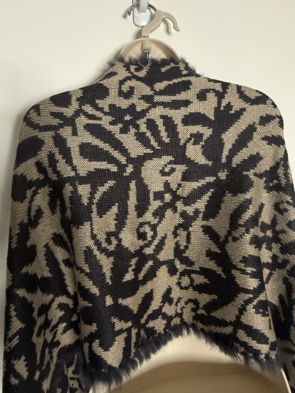 Pretty Persuasions NWT Tan/Black Fur Trimmed Wrap, 78 “ x 18” ~ 100% Acrylic