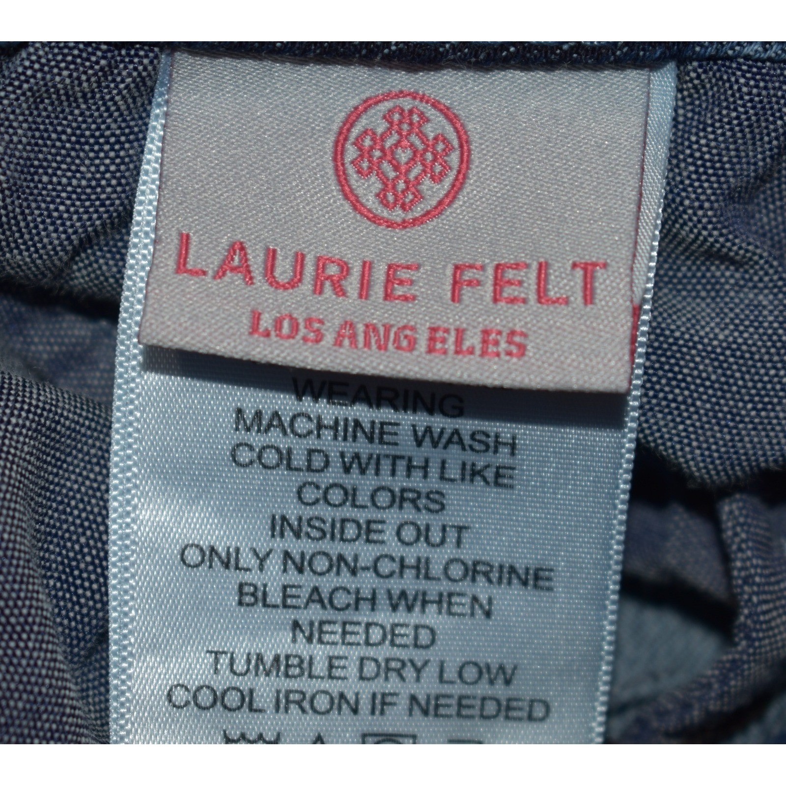 Laurie Felt Los Angeles Classic Weekender Crop Jeans Blue Denim 10 A367030