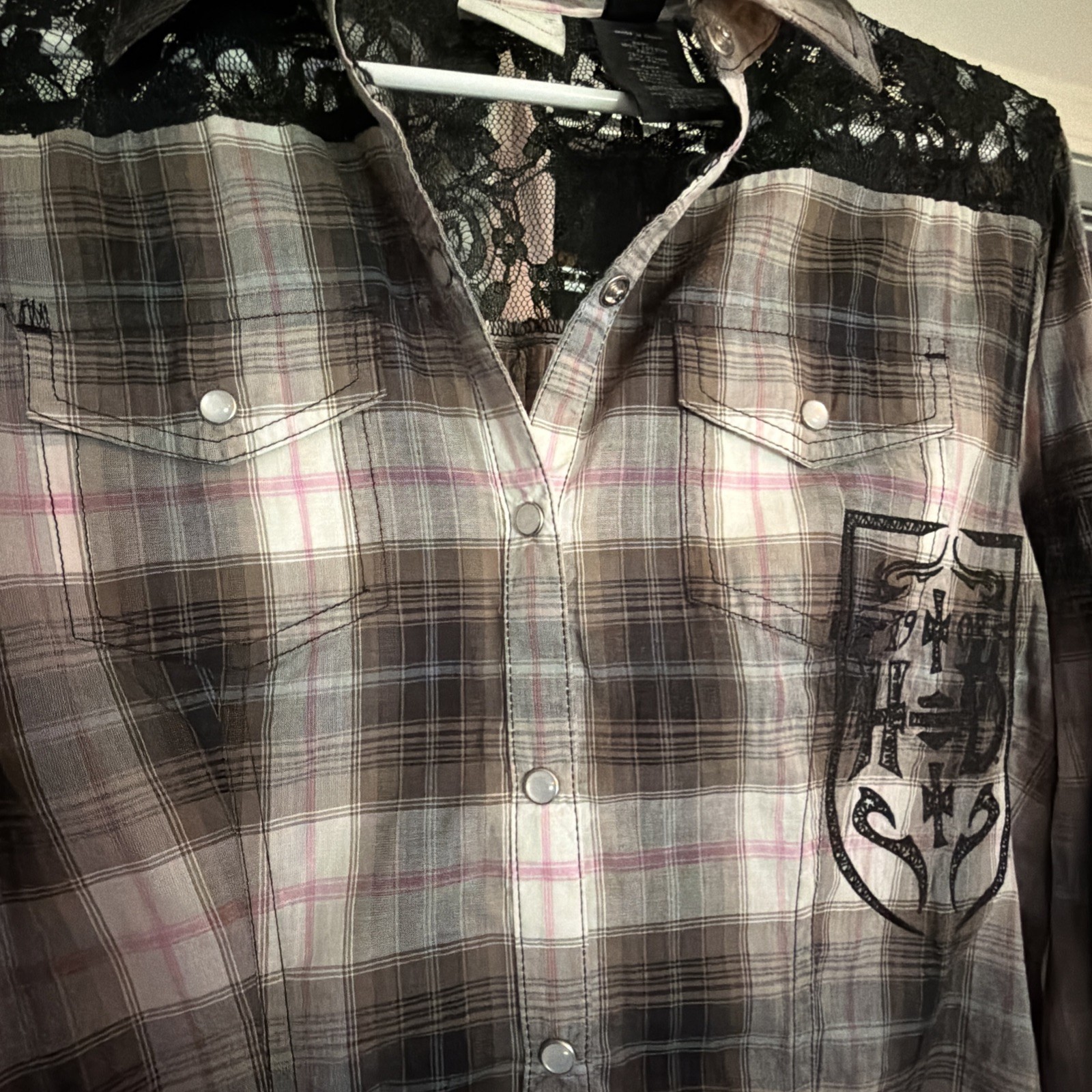 Harley Davidson Ladies pink & Black Plaid w/black lace Long Sleeved Shirt MED