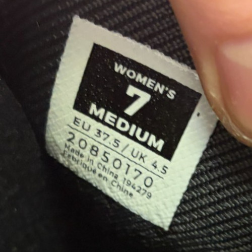 Kuru Atom Womens Size 7 Black White Athletic Walking Slip On Shoes Sneakers