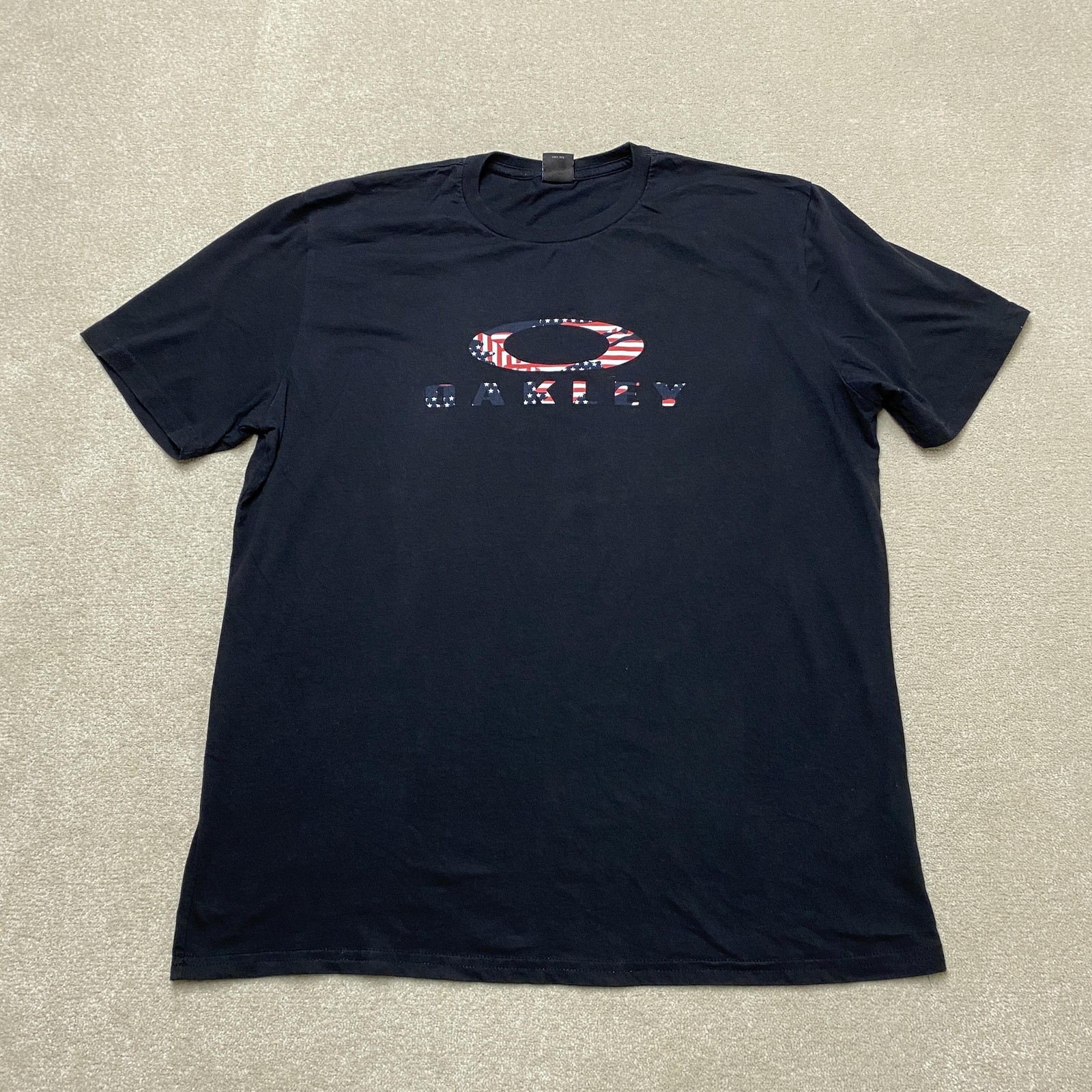 Oakley T-Shirt Mens XL Black USA Flag Logo Patriotic Graphic Regular Fit