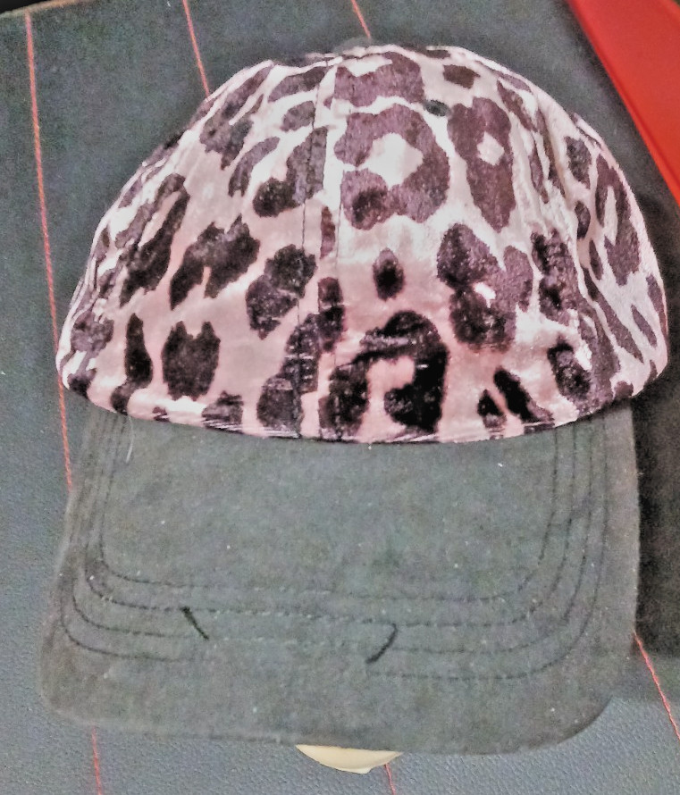 Vintage Women’s Faux Fur animal print leopard Hat Cap Adjustable 22-23 in sm/med