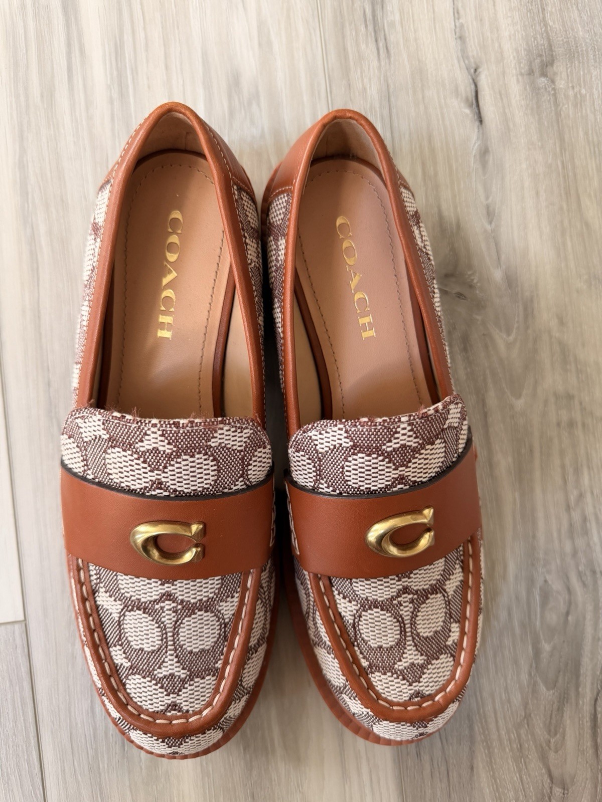 NEW!!! Coach Leah Signature Jacquard Lug Sole Loafers Cocoa Burnished Amber 9M