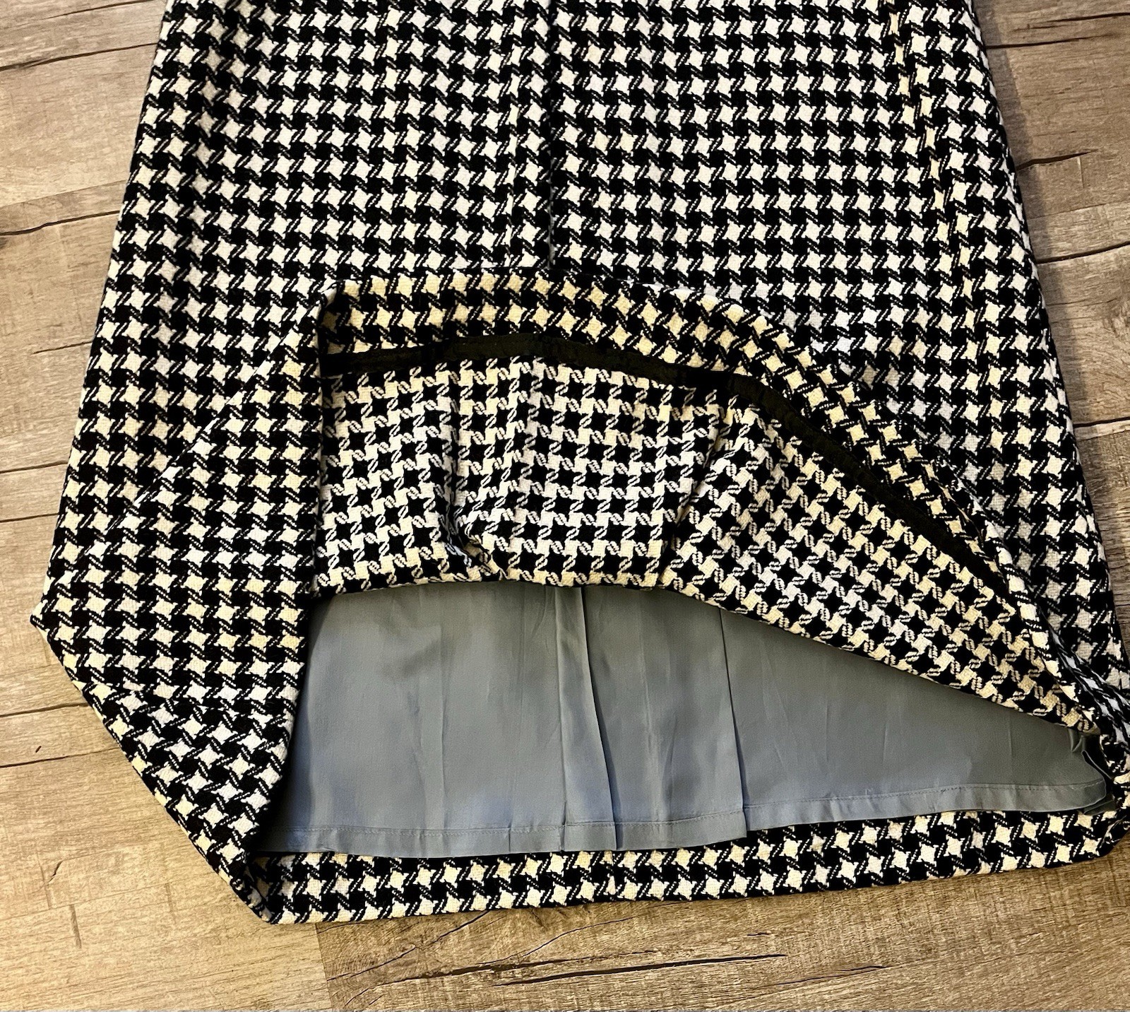 Vintage 1973 Houndstooth Maxi Skirt 38” Length Union Made Special Order TD Belk