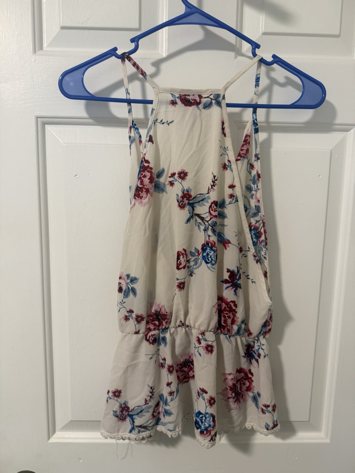 Daytrip Women’s M Ivory Red/Blue Floral V-Neck Spaghetti Strap Lace Cami