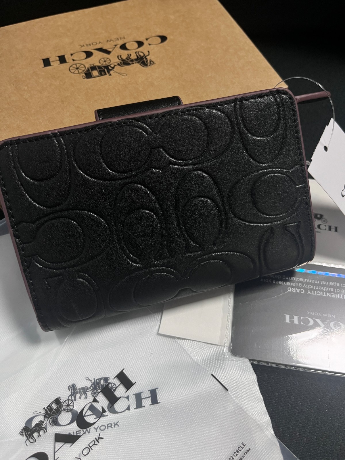 COACH Medium Corner Zip Wallet With Signature CM241 Black outlet New