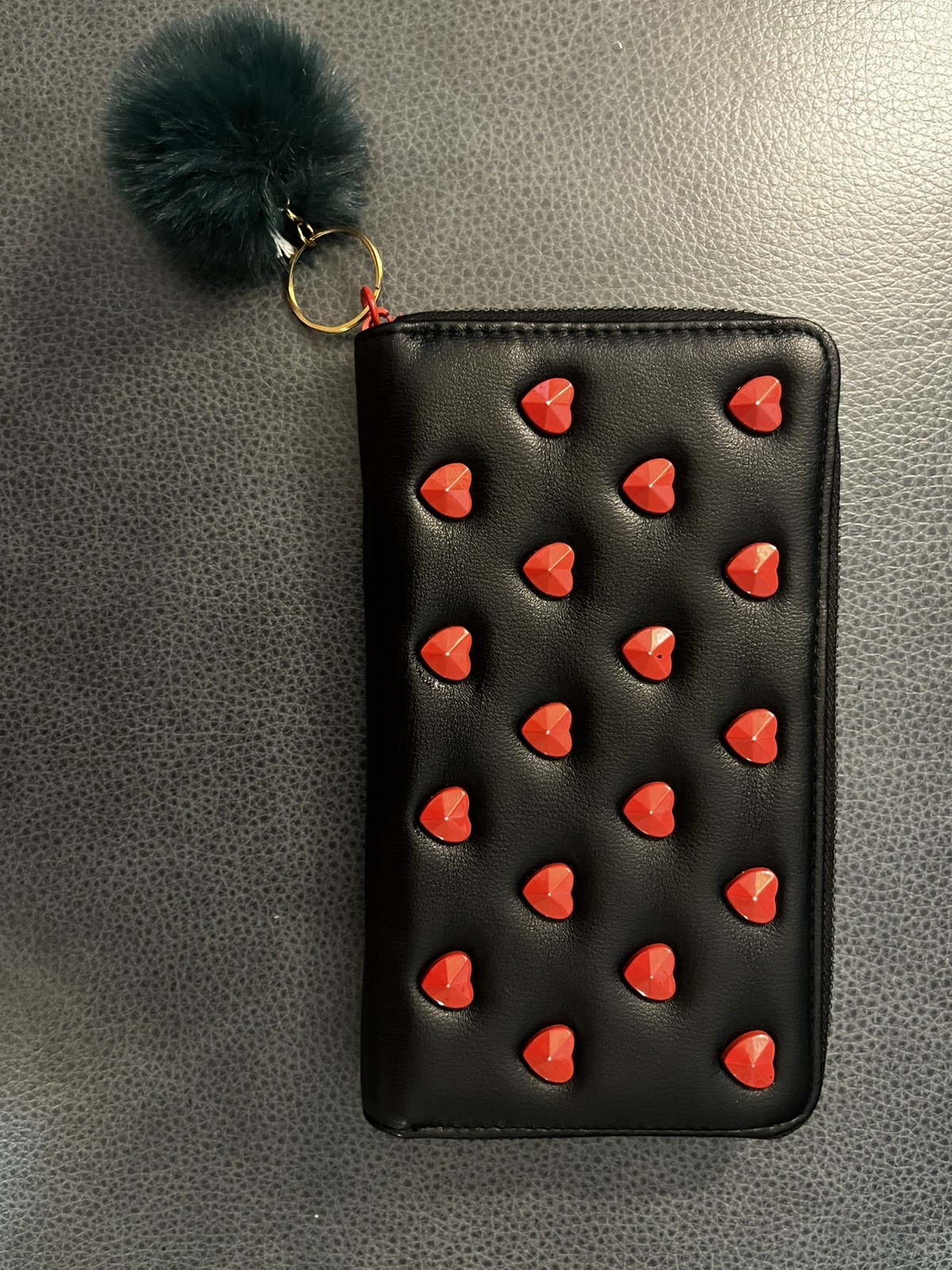 BETSEY JOHNSON Zip Around Long Wallet Studded Hearts Love Black Red