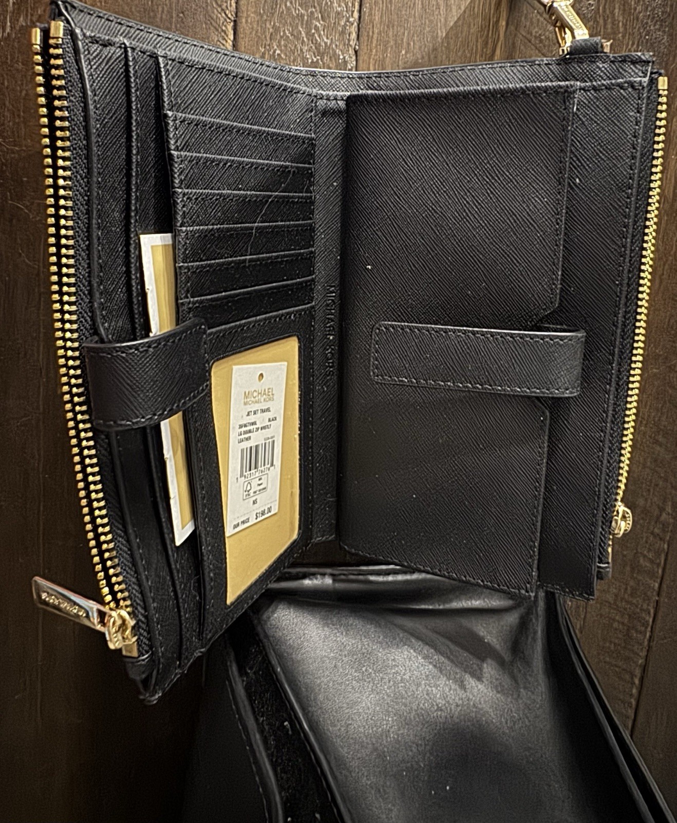 Michael Kors purse and wallet set