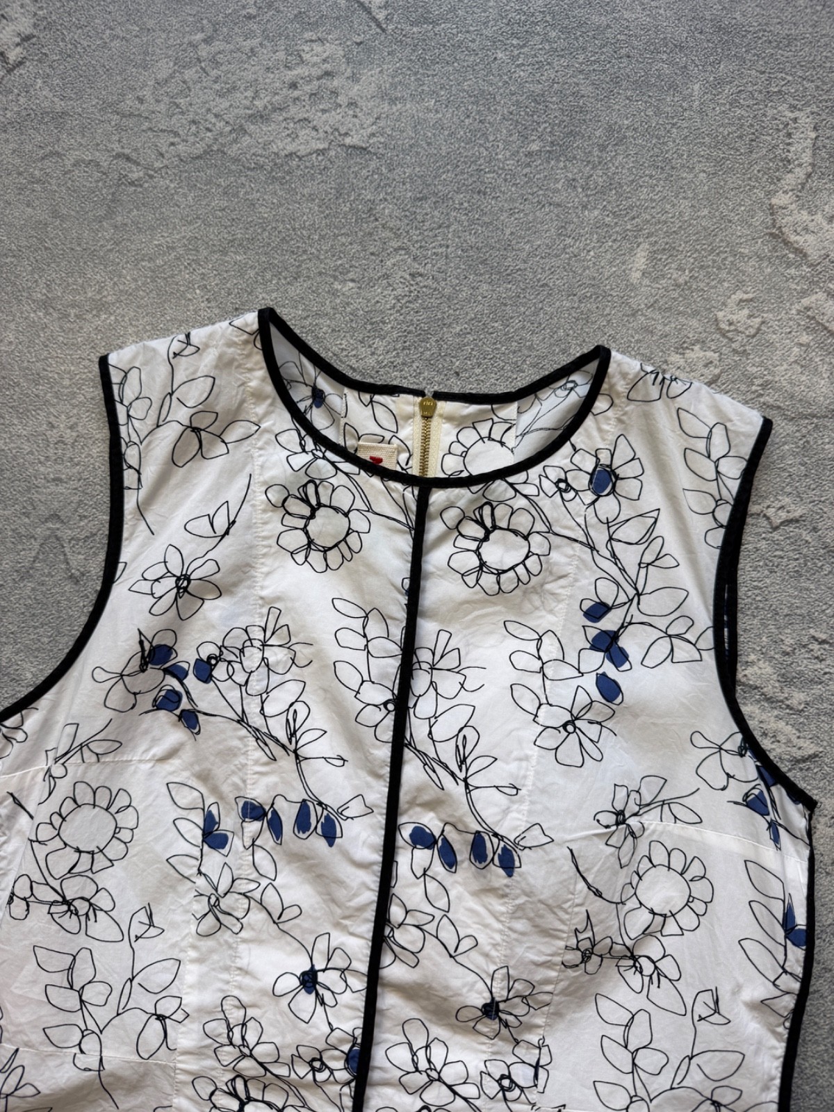 Marni Floral Sleeveless Blouse White Black Blue Made in Italy