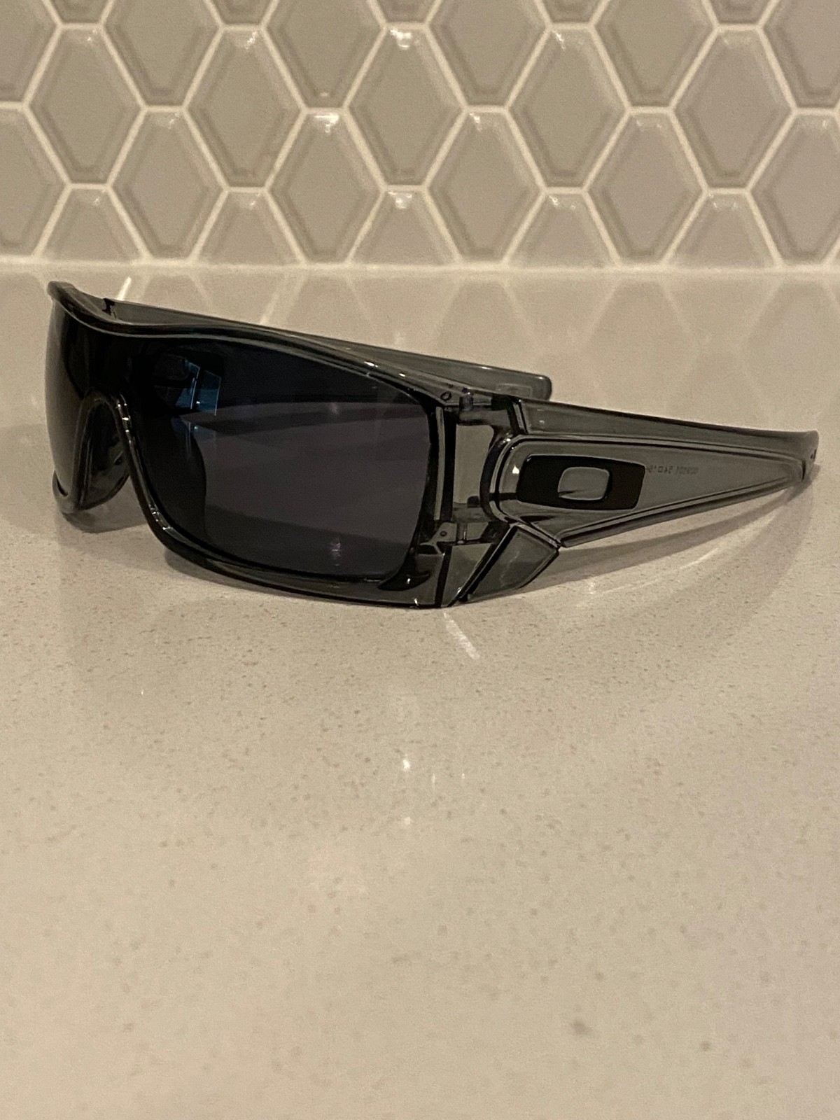 Oakley Sunglasses New No scratches perfect for the summer!
