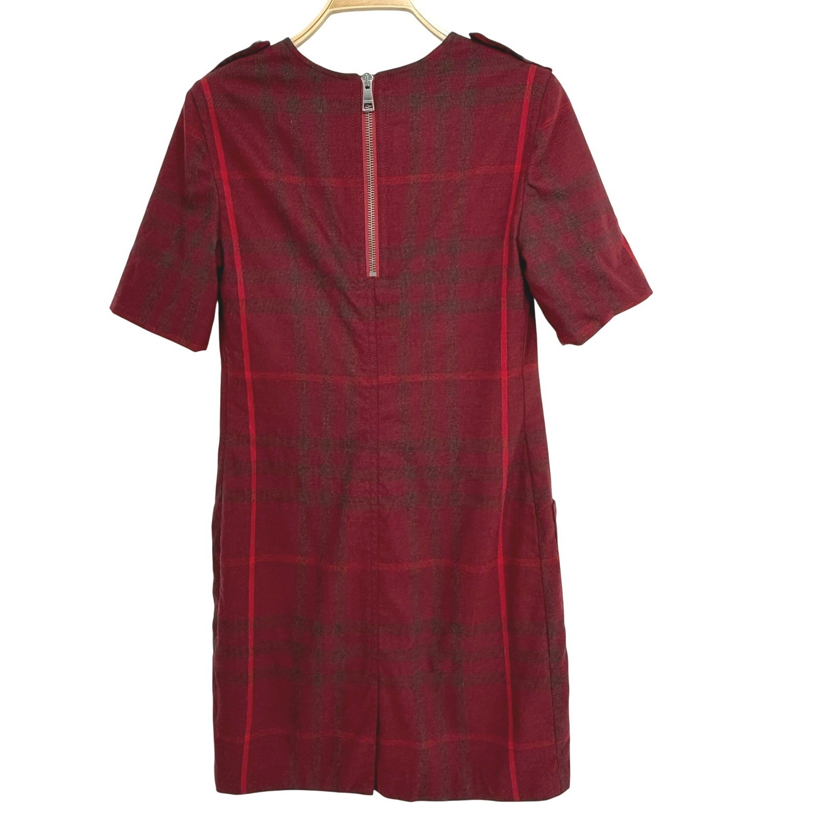 Burberry Brit Plaid Wool Shift Dress Womens 10 Red Excellent Short Sleeve Pocket