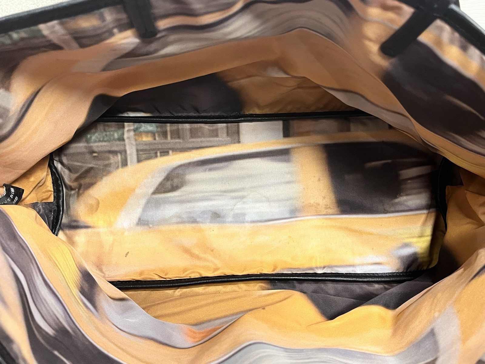 DKNY Tote Bag With Yellow Taxi Interior & Bonus Bag New York City Travel Career