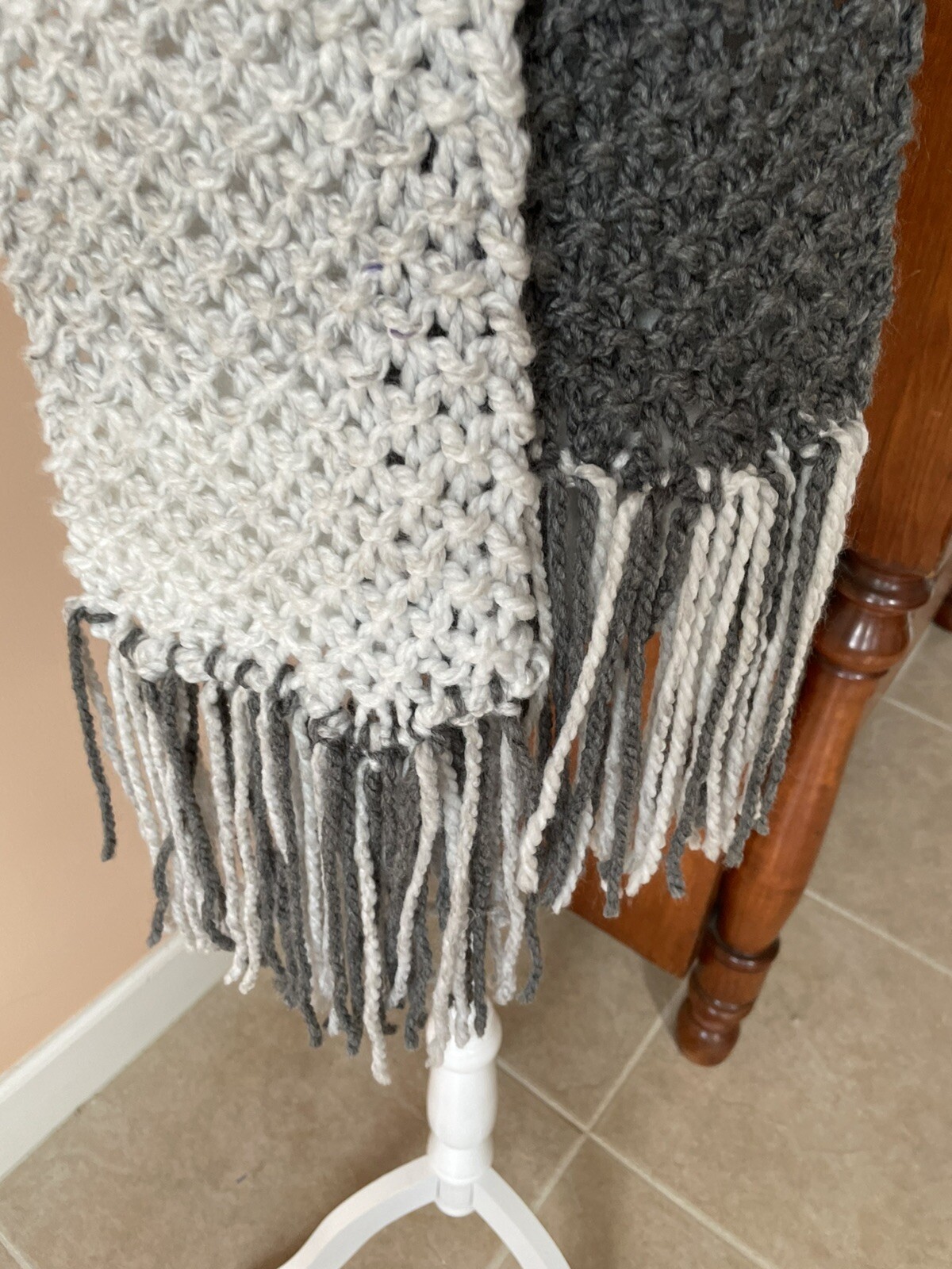 One of a Kind Acrylic Wool Blend Hand Knit Fringed Winlar Scarf NEW